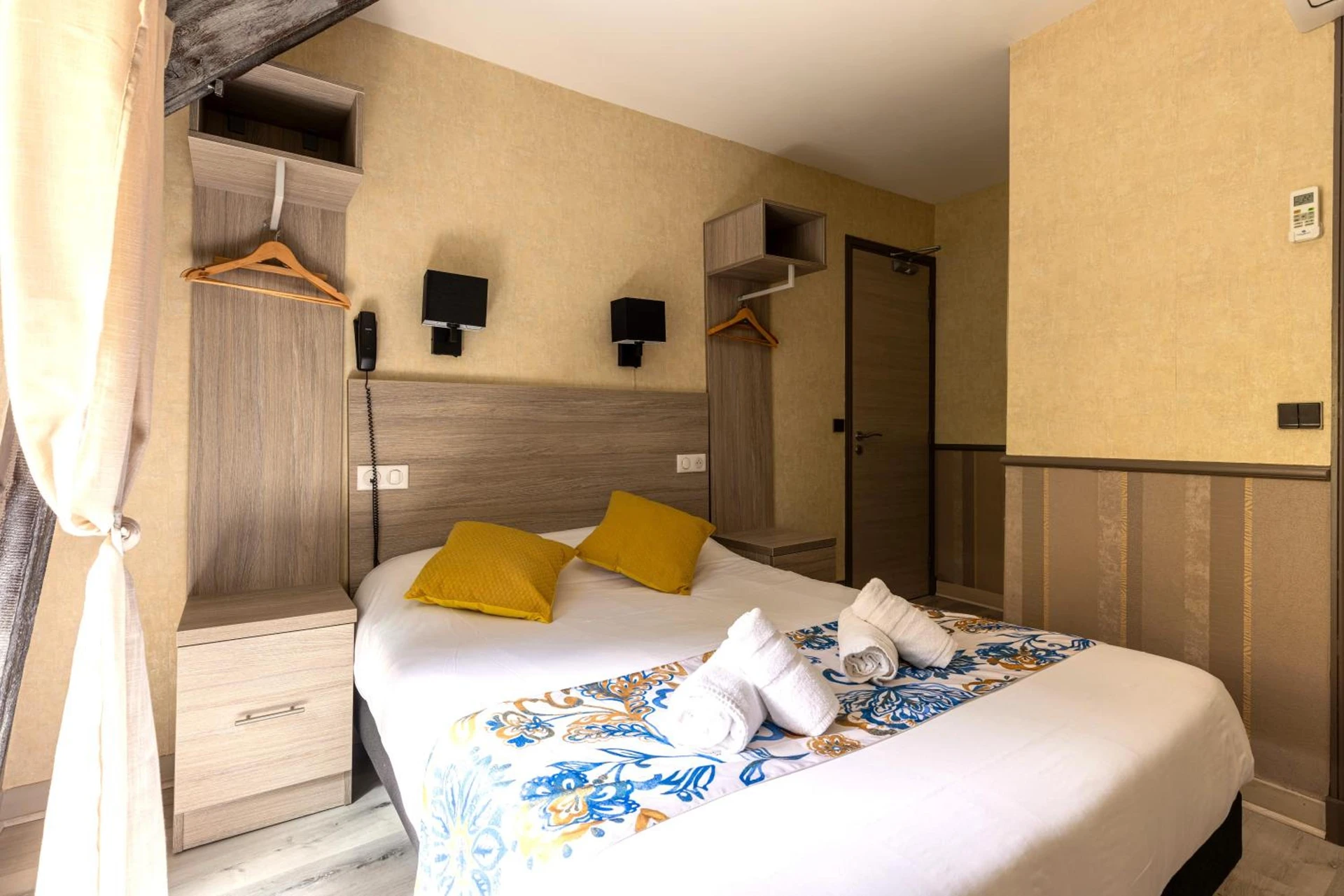 Chambre disponible pour un séminaire d'entreprise à Logis Hôtel Pontet Hostellerie Maleville - Beynac-et-Cazenac