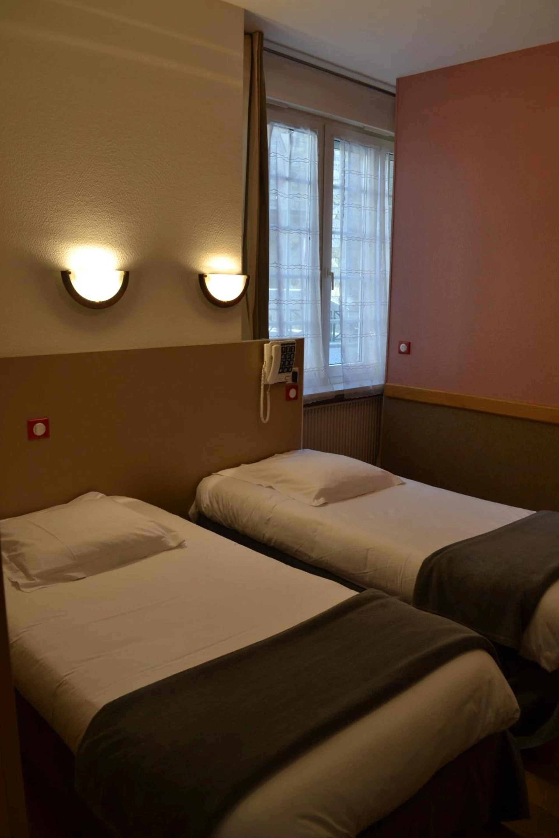 Magnifique chambre pour un séminaire d'entreprise à Hôtel La Porte Saint Pierre-Logis Hôtel Intra Muros - Saint-Malo