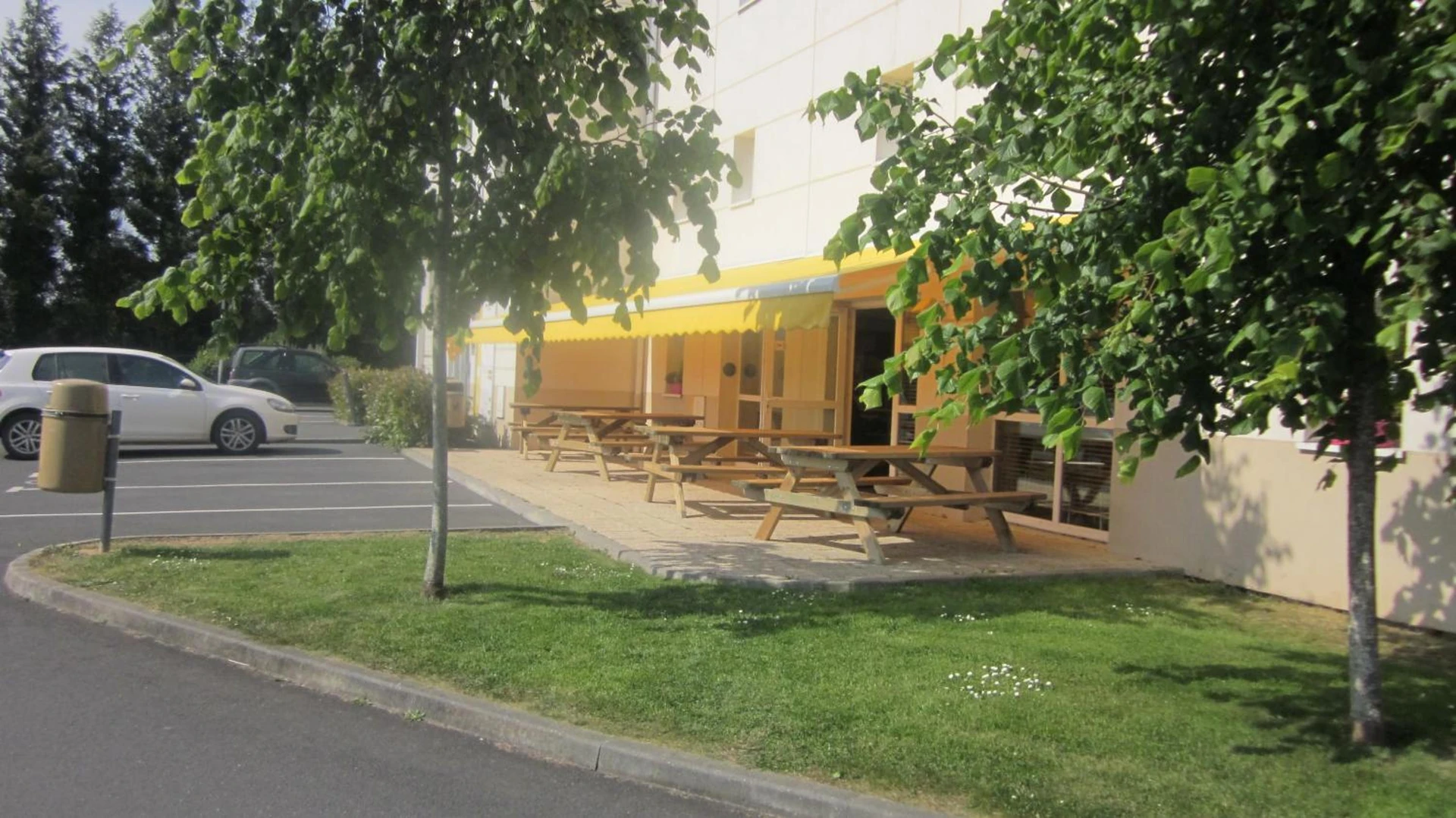 Lieu convivial pour un séminaire d'entreprise à Premiere Classe Bayeux - Bayeux - En savoir plus 