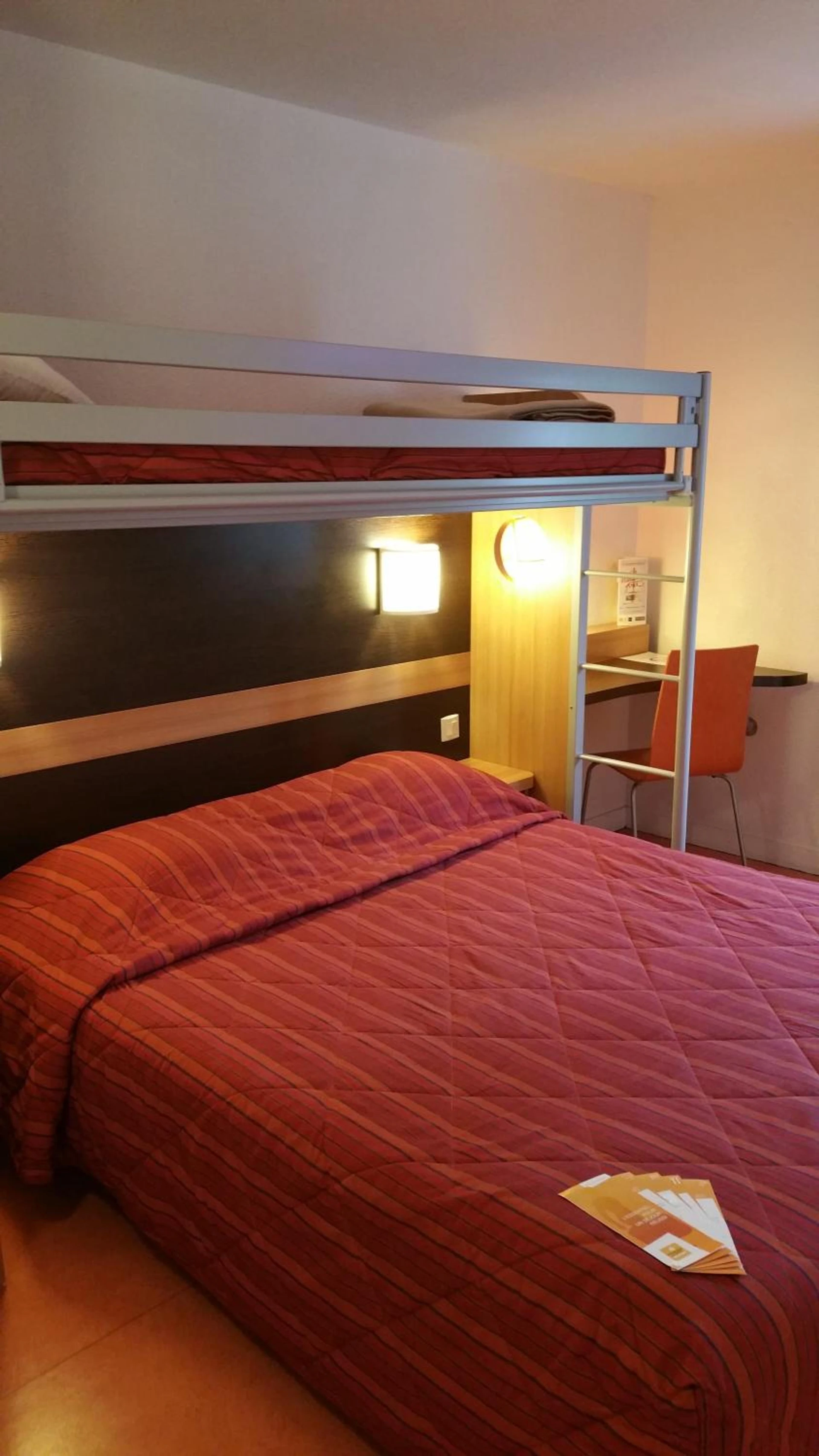 Chambre disponible pour un séminaire d'entreprise à Premiere Classe Bayeux - Bayeux