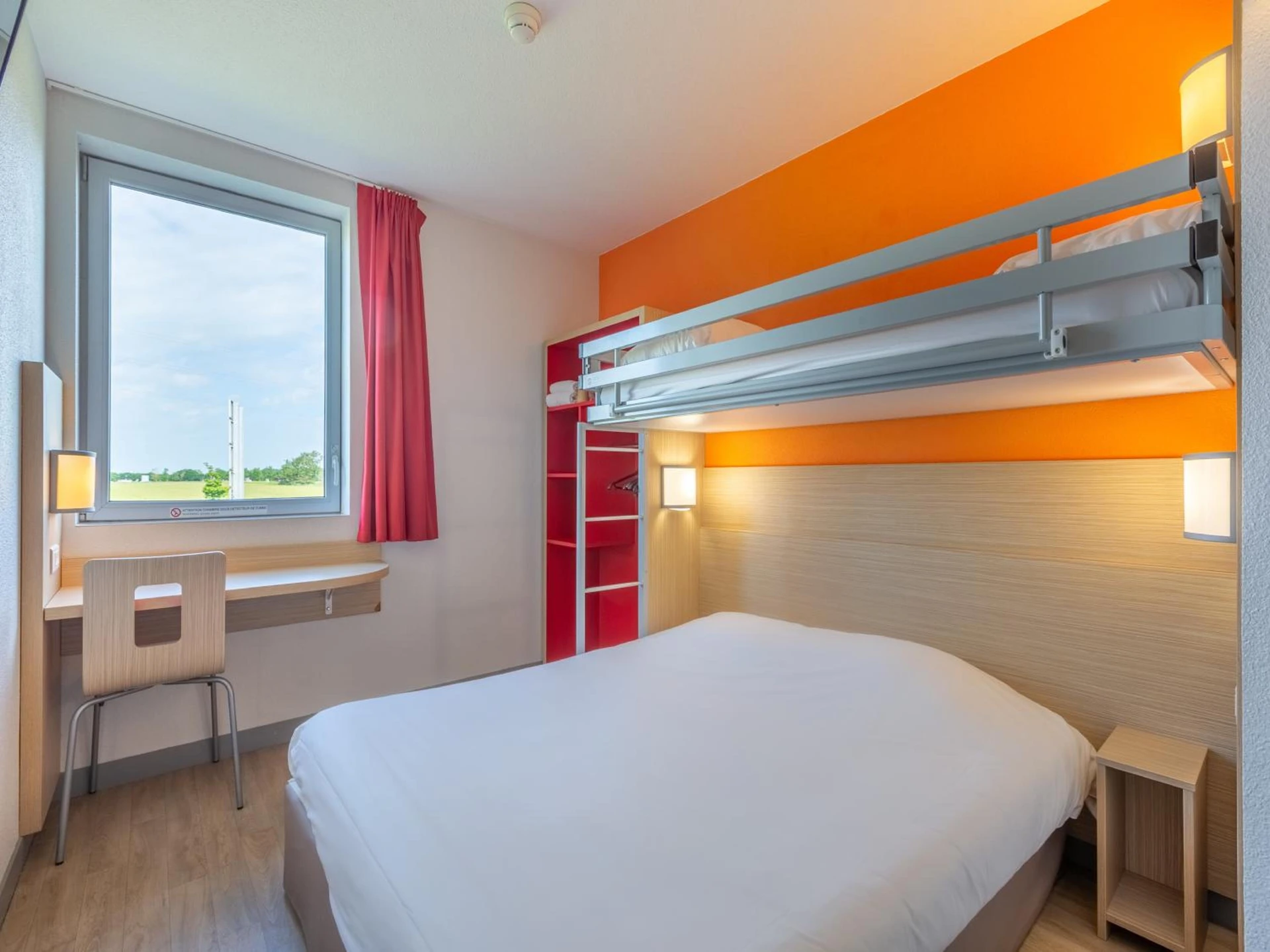 Chambre à Première Classe Chartres Sud - Barjouville - Organiser un séminaire d'entreprise à Chartres