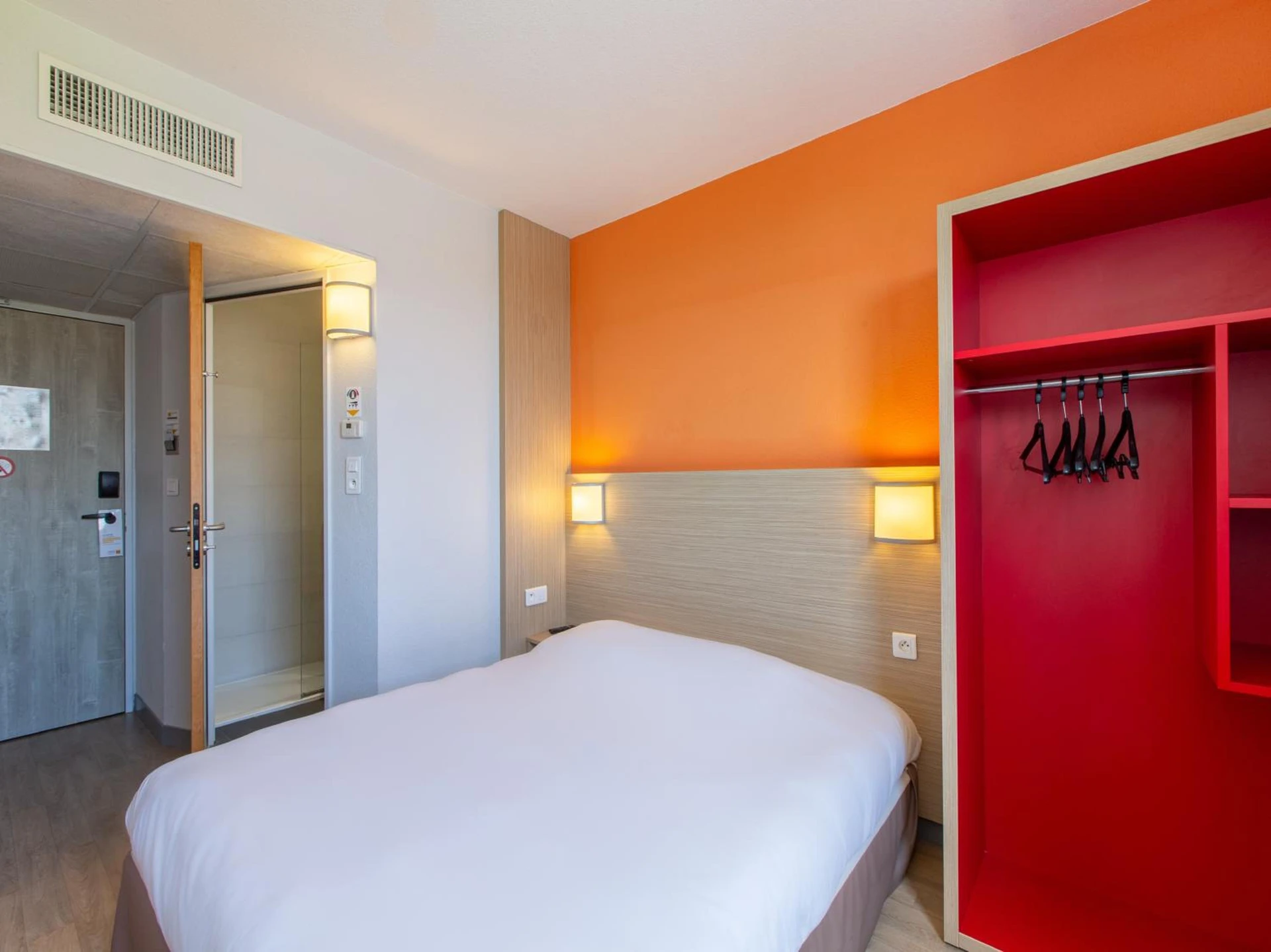 Chambre disponible pour un séminaire d'entreprise à Première Classe Chartres Sud - Barjouville - Chartres