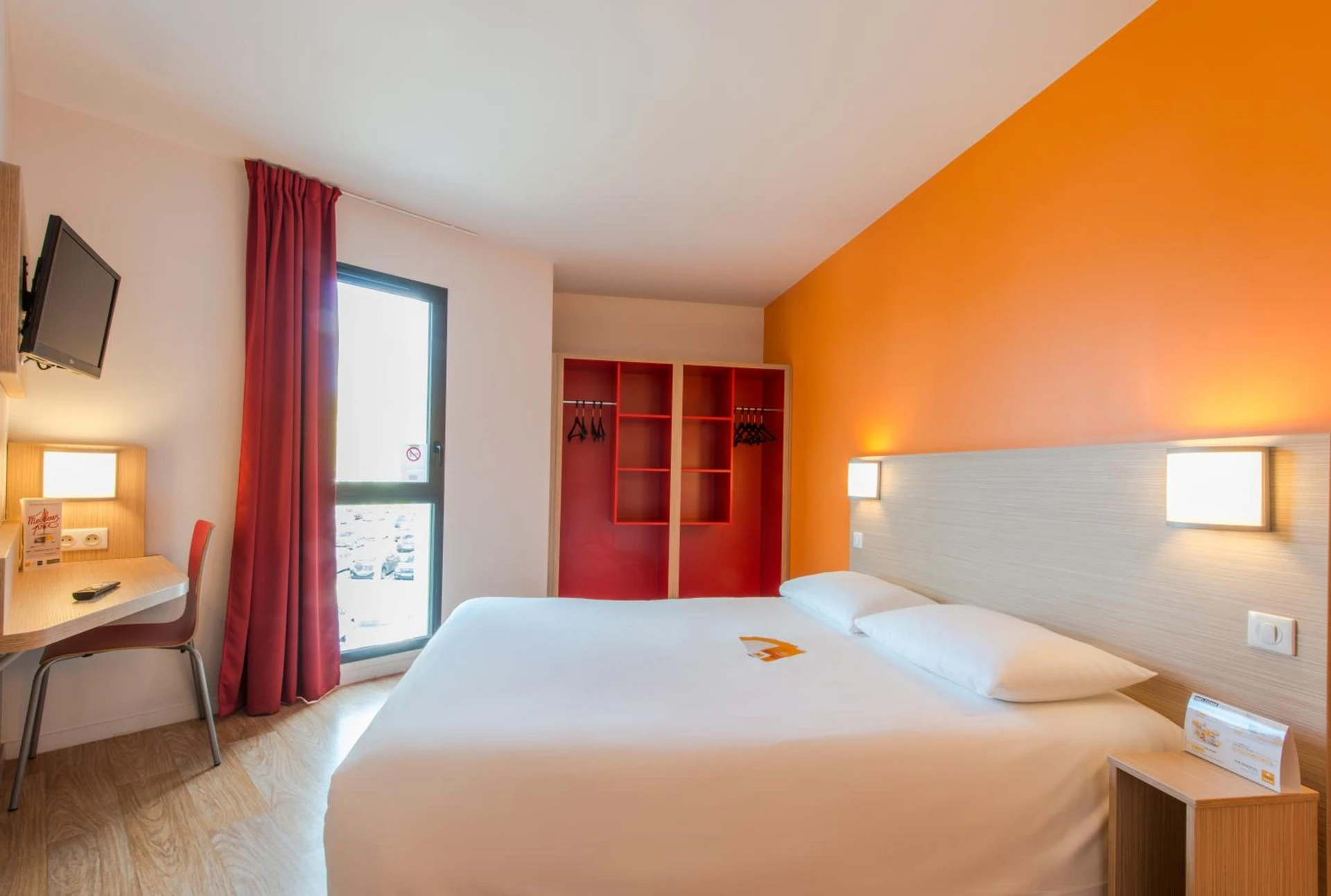 Chambre disponible pour un séminaire d'entreprise à Première Classe La Rochelle Centre - Les Minimes - La Rochelle