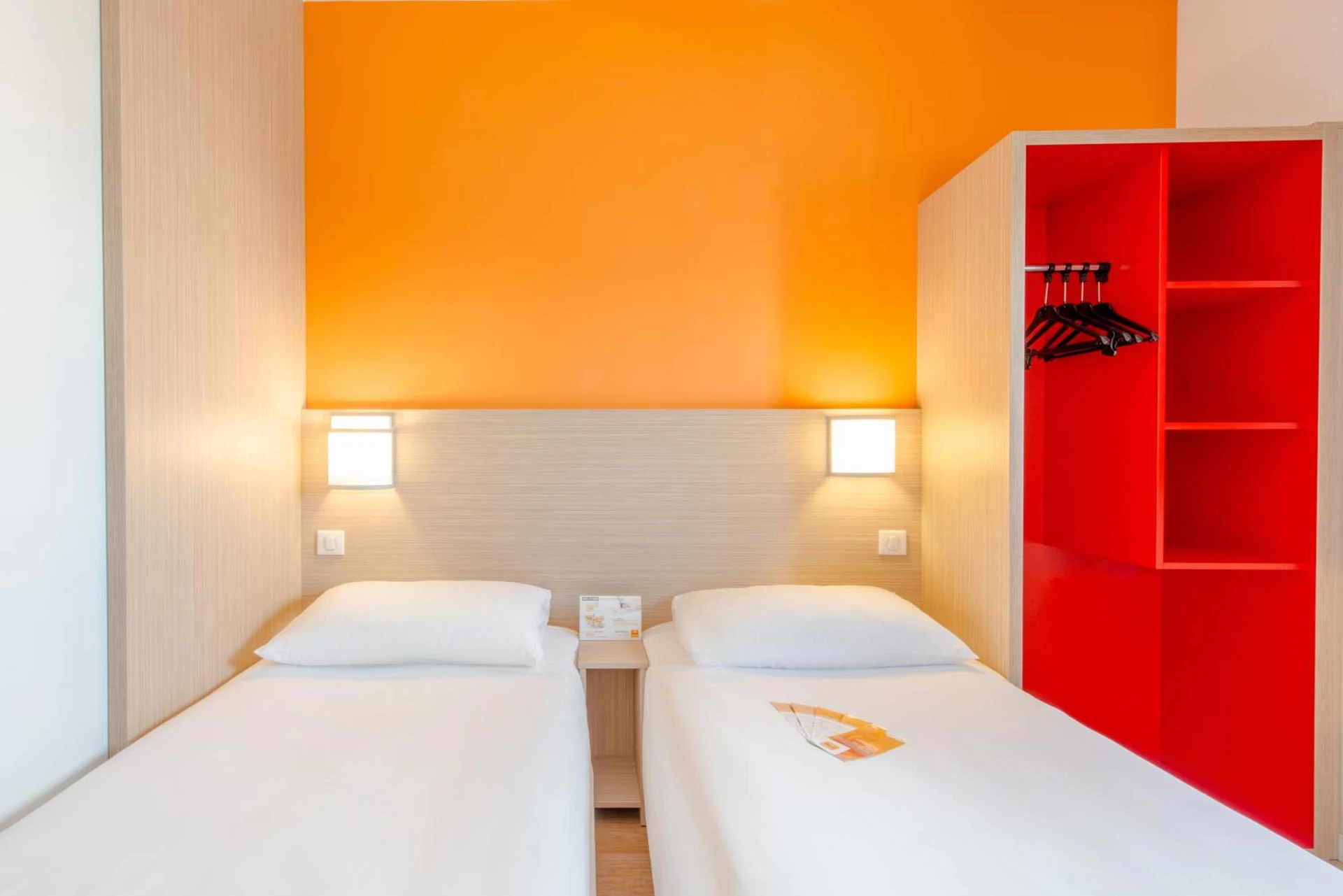 Chambre disponible pour un séminaire d'entreprise à Première Classe La Rochelle Centre - Les Minimes - La Rochelle