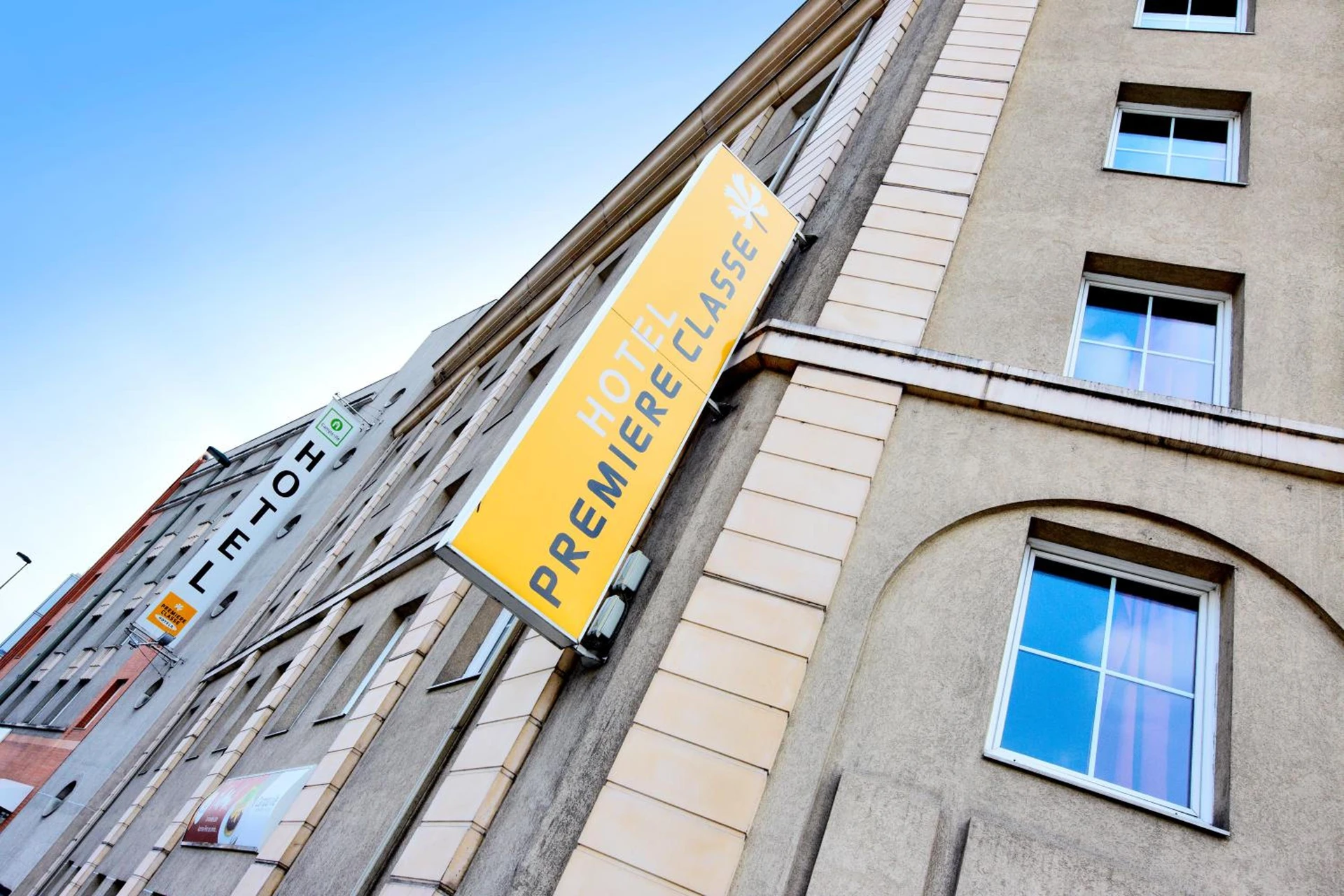 Chambre à Premiere Classe Paris Ouest Pont De Suresnes - Organiser un séminaire d'entreprise à Suresnes