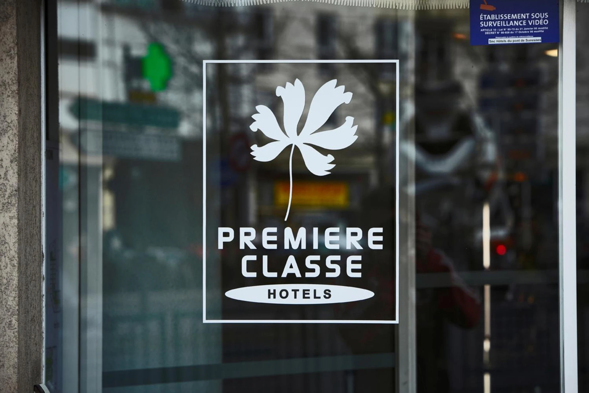 Ambiance de travail pour séminaire d'entreprise à Premiere Classe Paris Ouest Pont De Suresnes - Suresnes