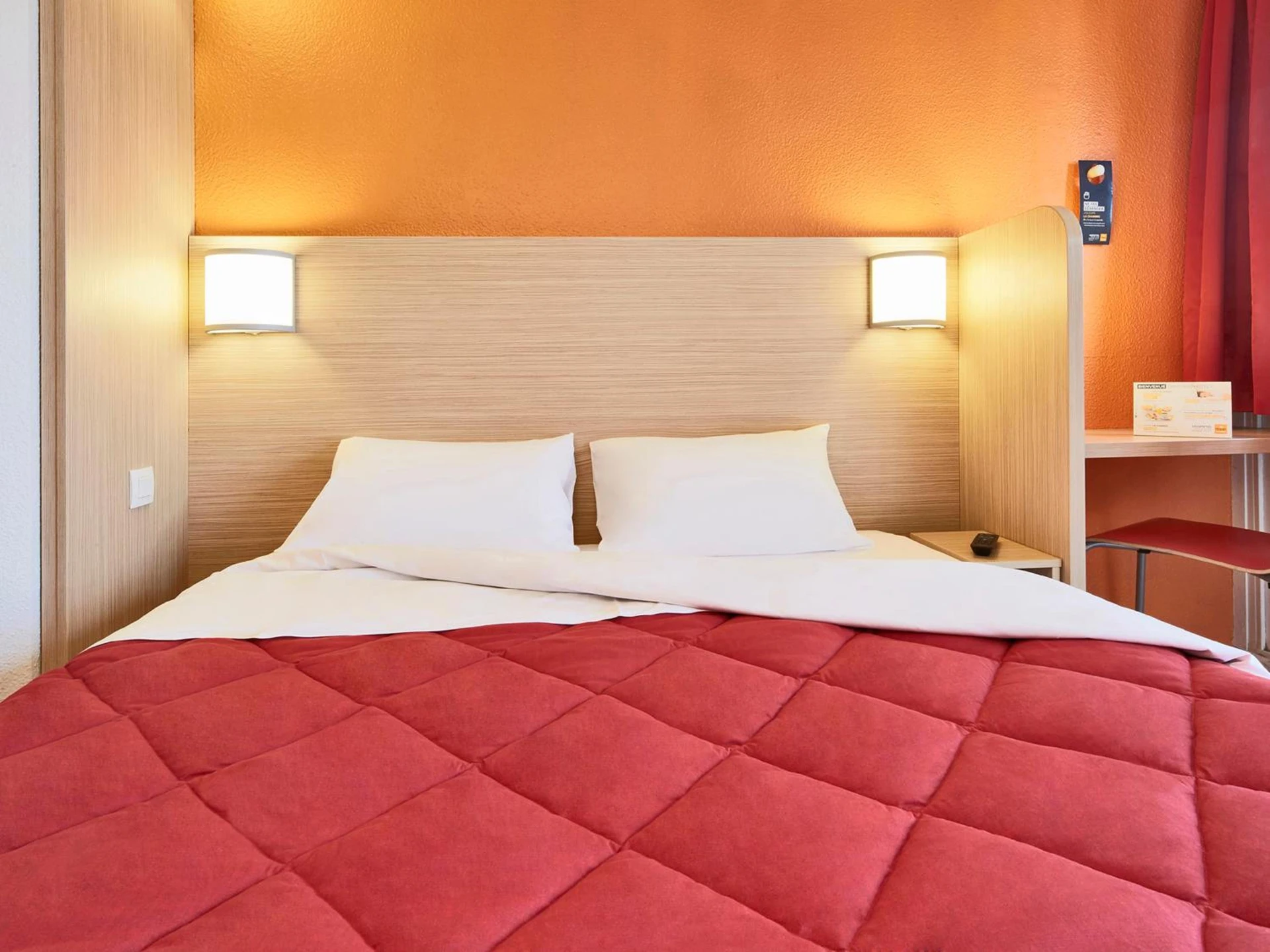 Chambre disponible pour un séminaire d'entreprise à Premiere Classe Roissy CDG - Paris Nord 2 - Parc des Expositions - Roissy-en-France