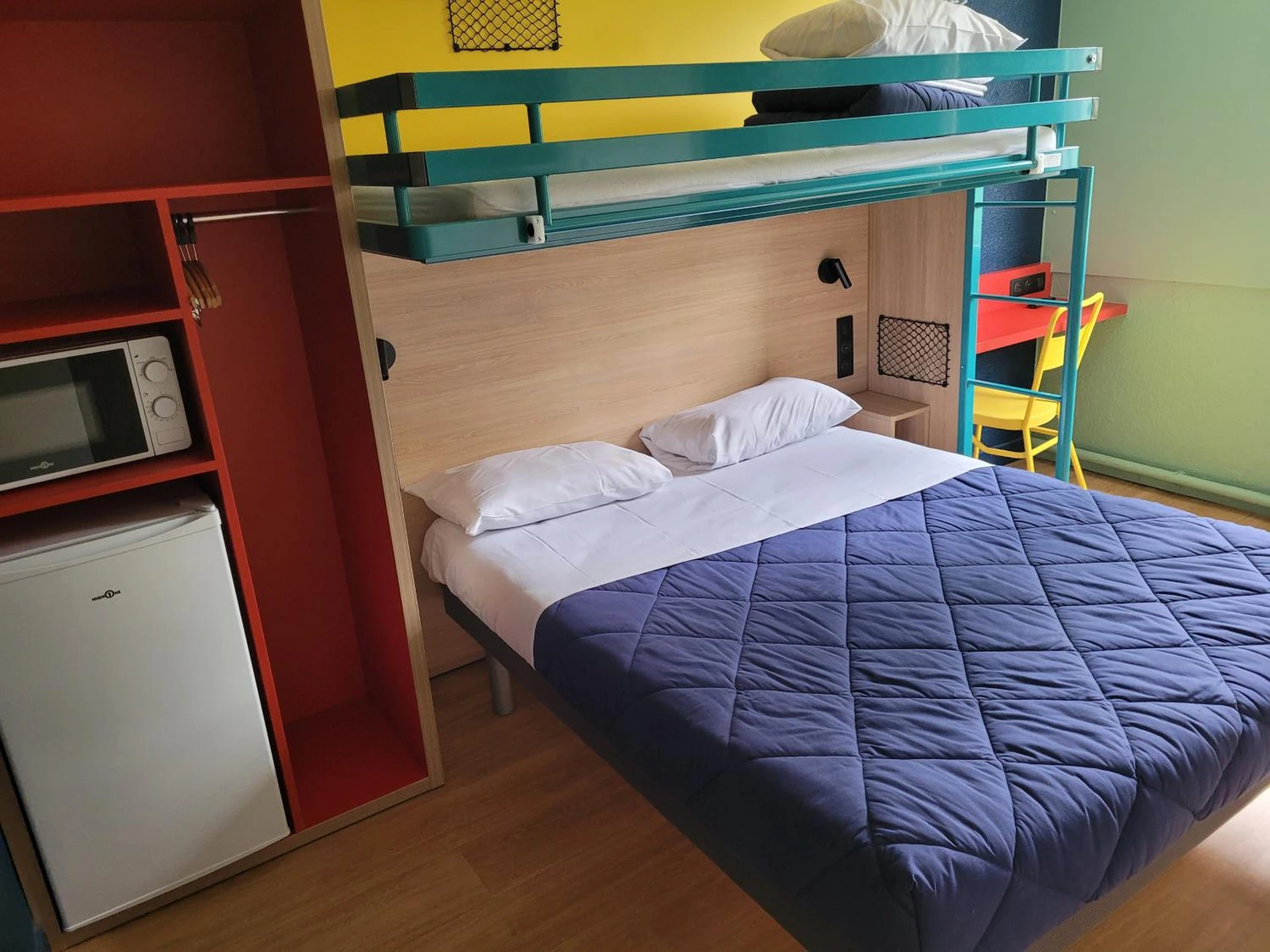 Magnifique chambre pour un séminaire d'entreprise à Premiere Classe Lyon Nord Dardilly - Dardilly