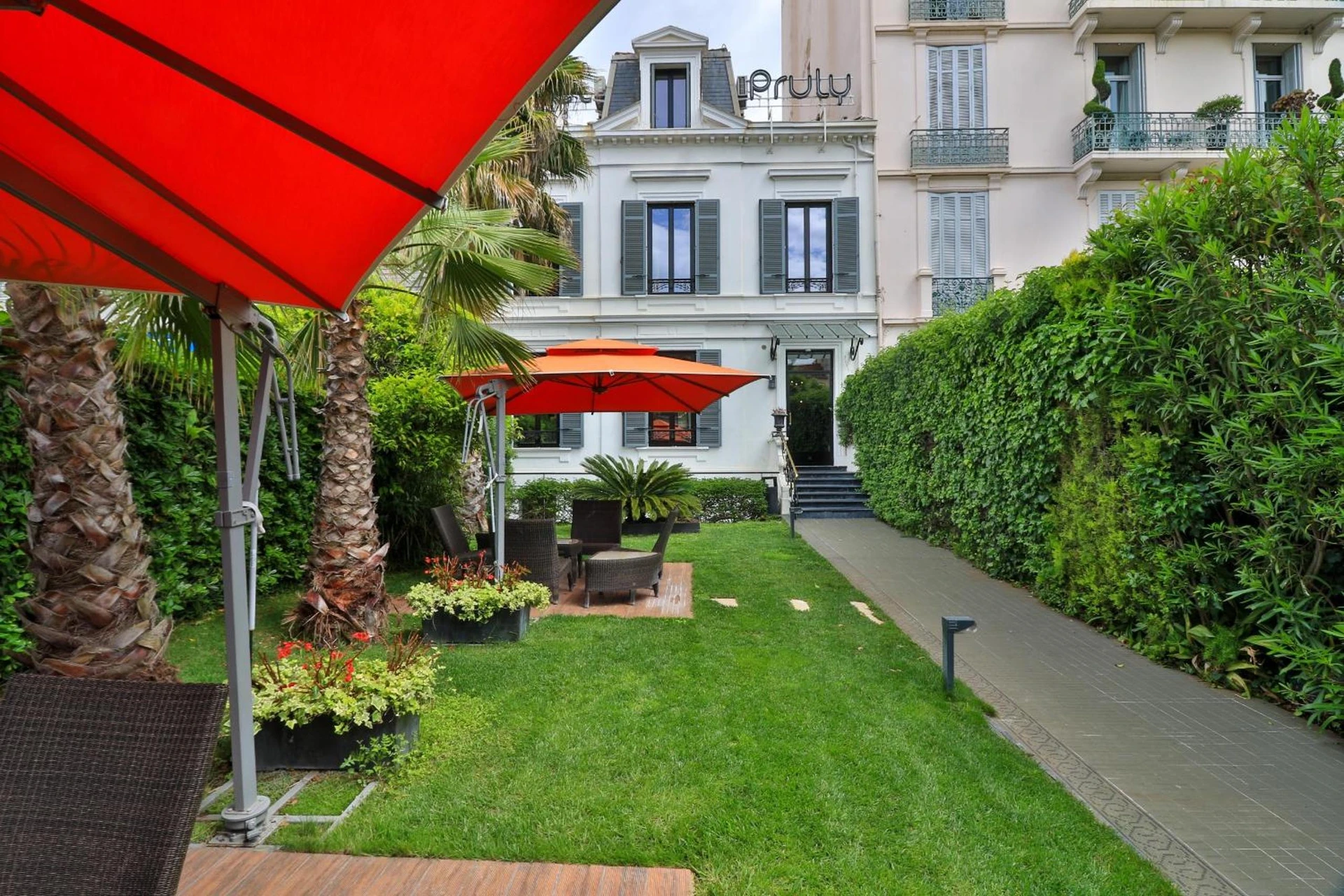 Salle de séminaire à Villa Pruly Hotel Cannes Centre - Organiser un événement professionnel à Cannes