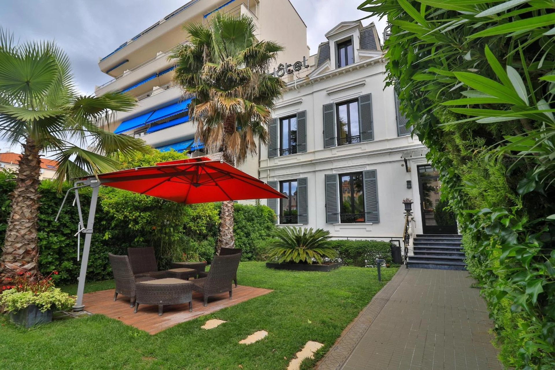 Lieu convivial pour un séminaire d'entreprise à Villa Pruly Hotel Cannes Centre - Cannes - En savoir plus 
