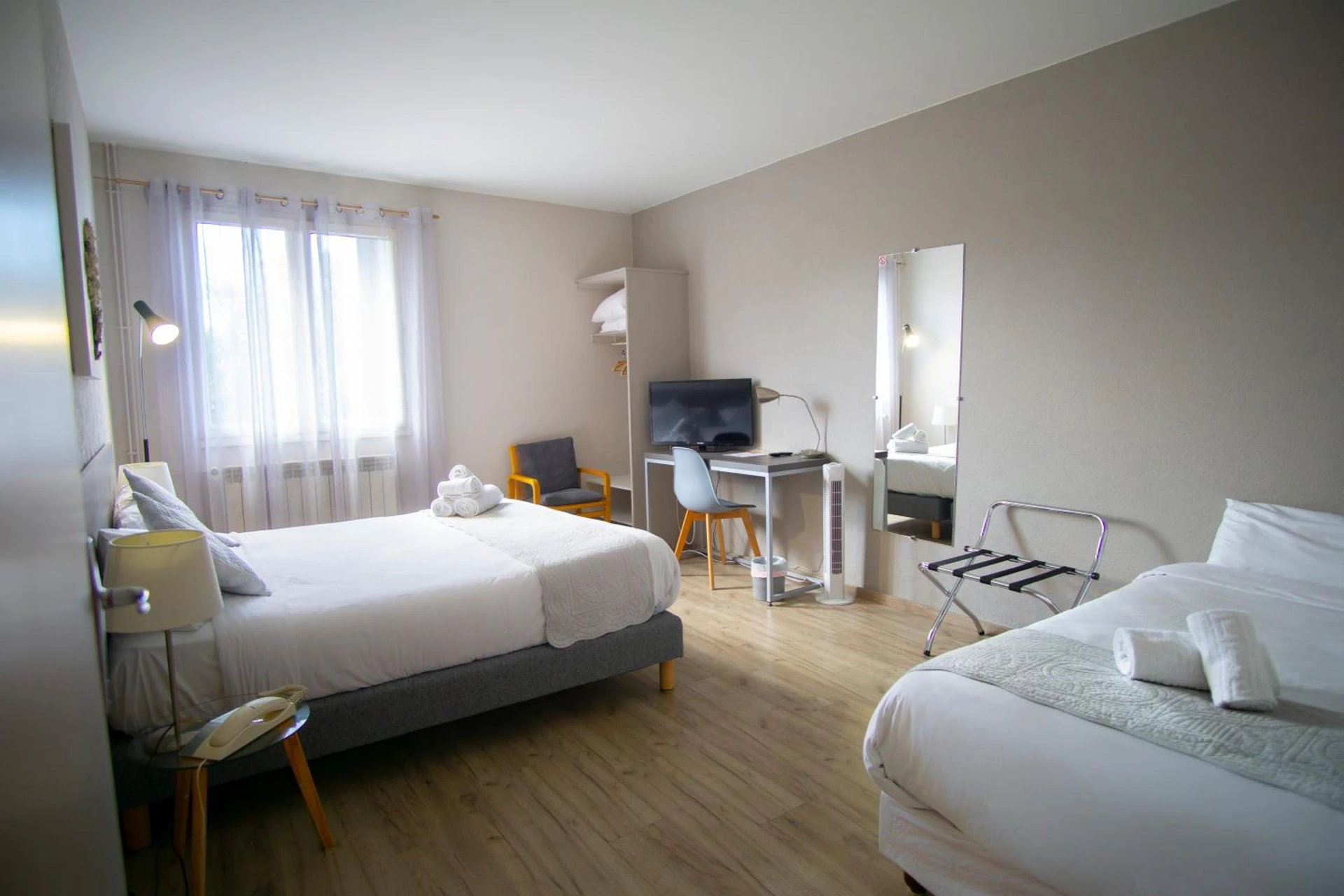 Chambre disponible pour un séminaire d'entreprise à Hôtel Pyrène - Foix