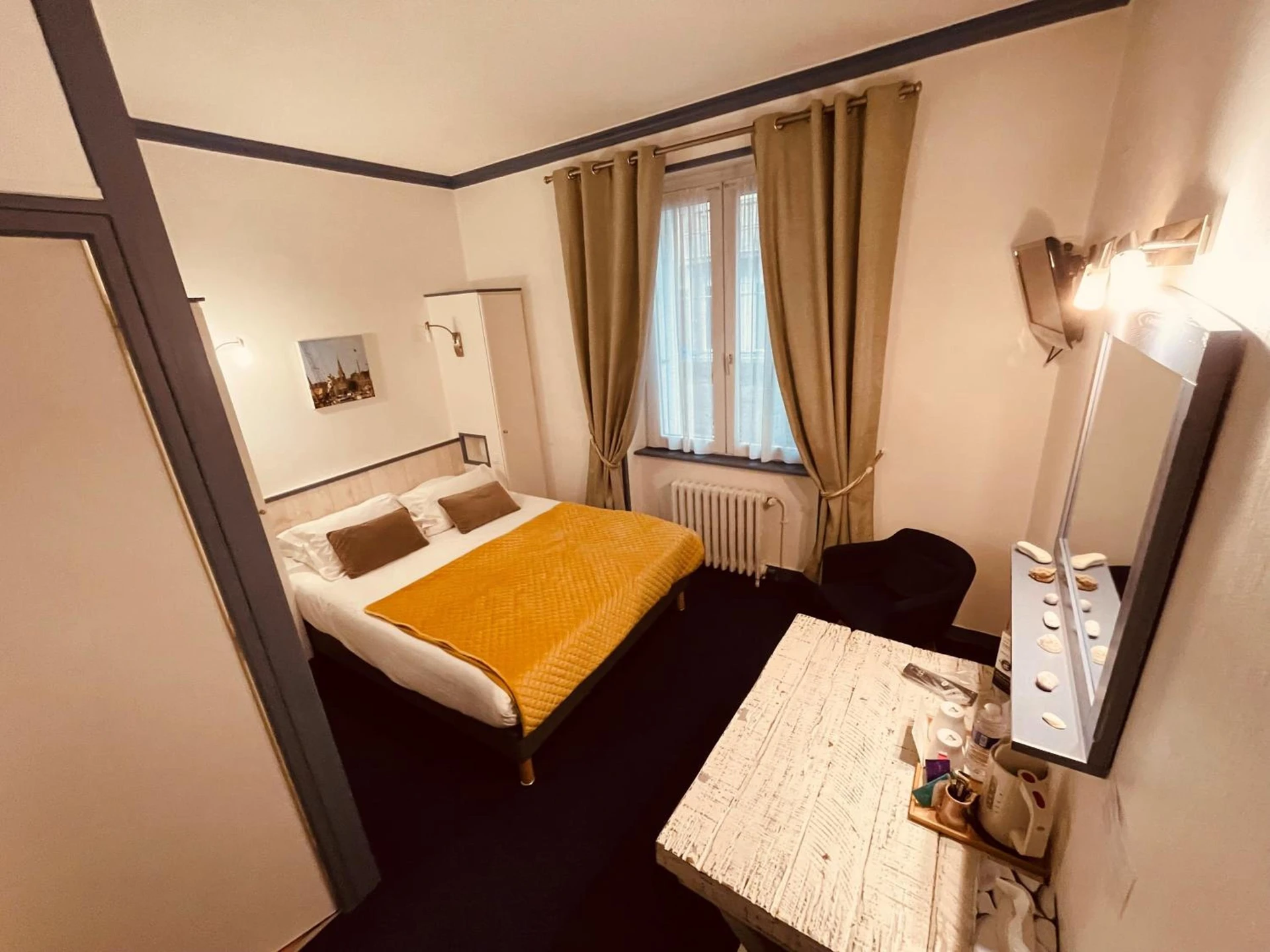 Chambre disponible pour un séminaire d'entreprise à Hôtel Quic en Groigne - Saint-Malo