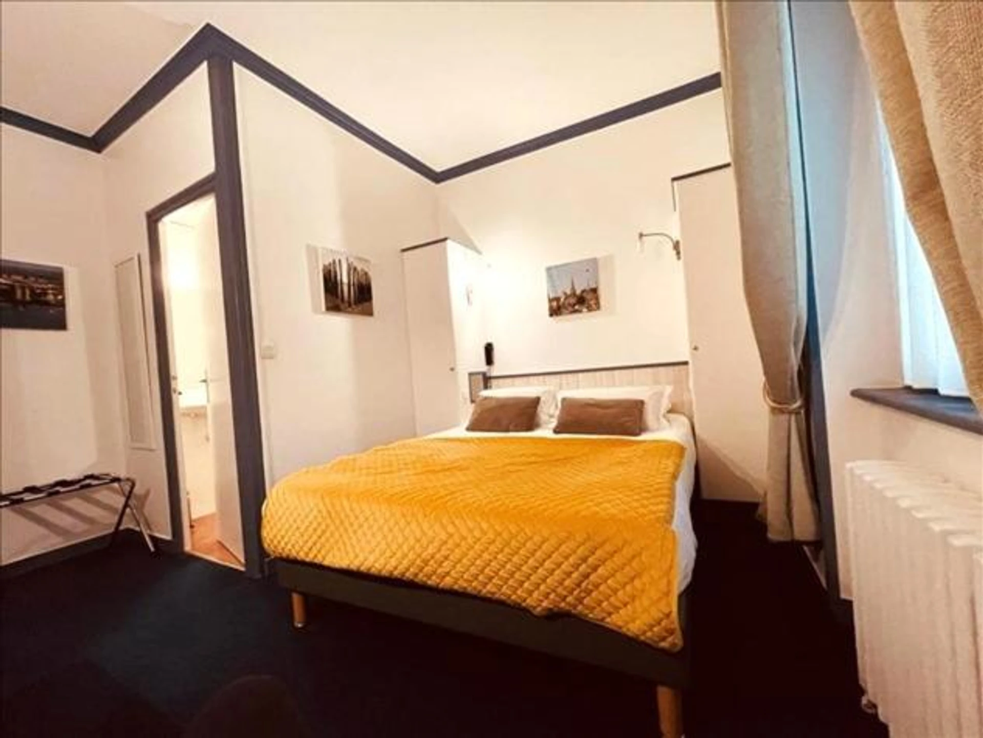 Magnifique chambre pour un séminaire d'entreprise à Hôtel Quic en Groigne - Saint-Malo
