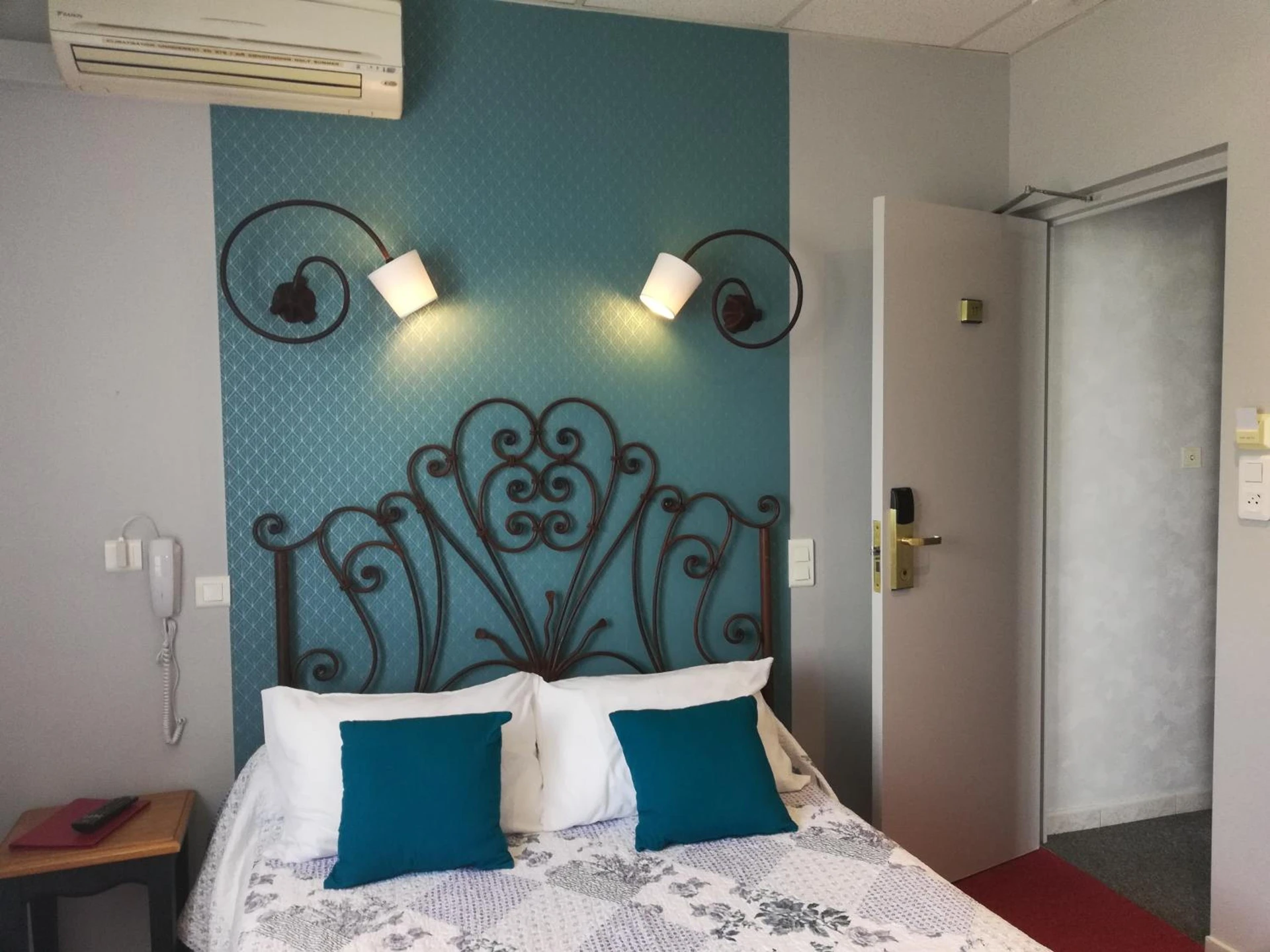 Chambre disponible pour un séminaire d'entreprise à Le Régence - Arles