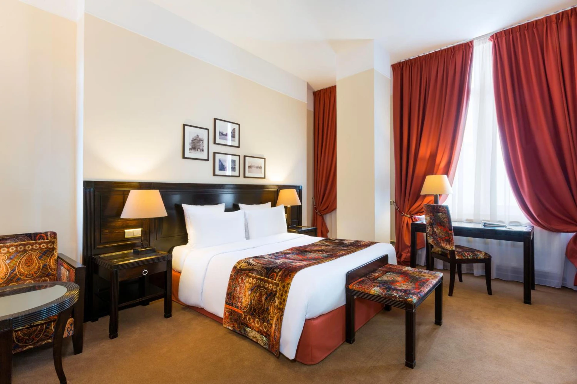 Magnifique chambre pour un séminaire d'entreprise à Hôtel Régent Contades - Strasbourg