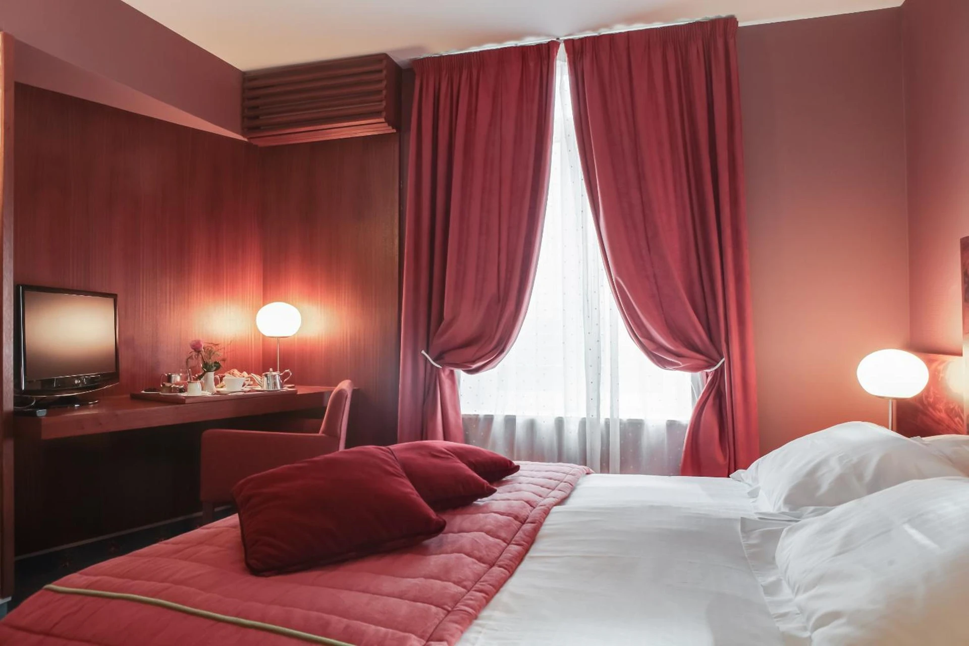 Chambre disponible pour un séminaire d'entreprise à Hôtel & Restaurant Le Relais d'Aumale - Orry-la-Ville