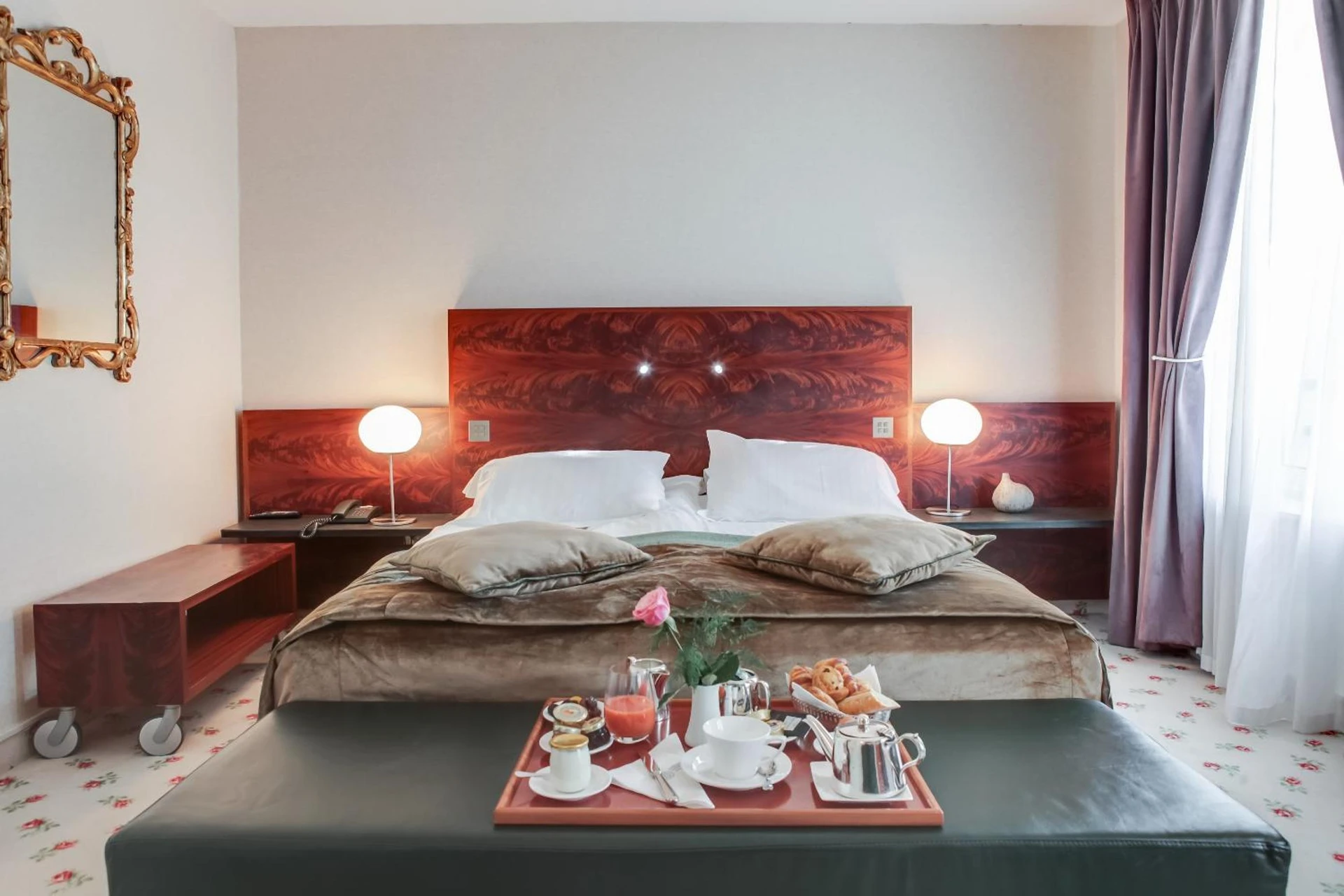 Chambre disponible pour un séminaire d'entreprise à Hôtel & Restaurant Le Relais d'Aumale - Orry-la-Ville