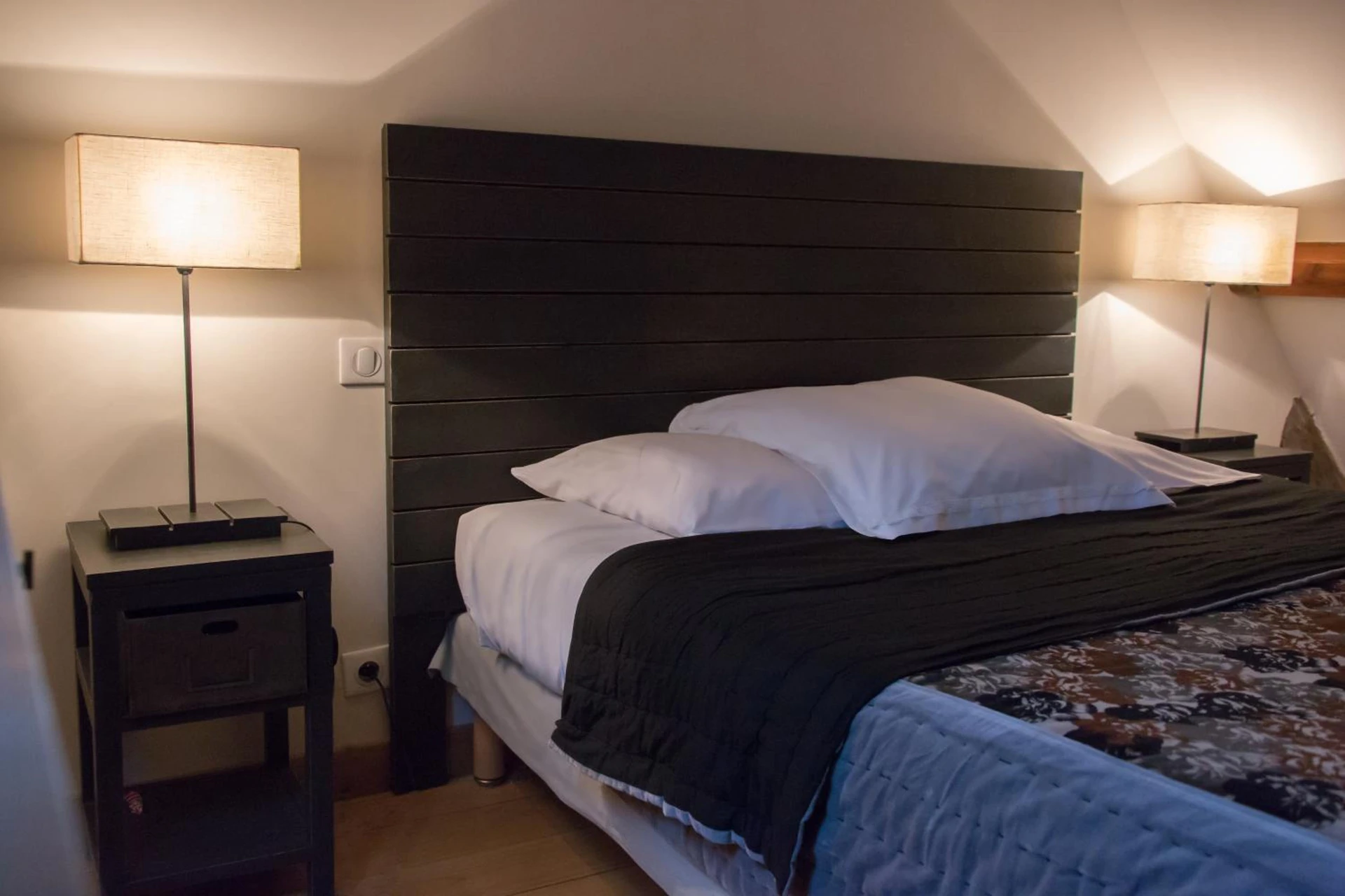 Chambre disponible pour un séminaire d'entreprise à LogisHotels Le Relais du Quercy - Meyssac