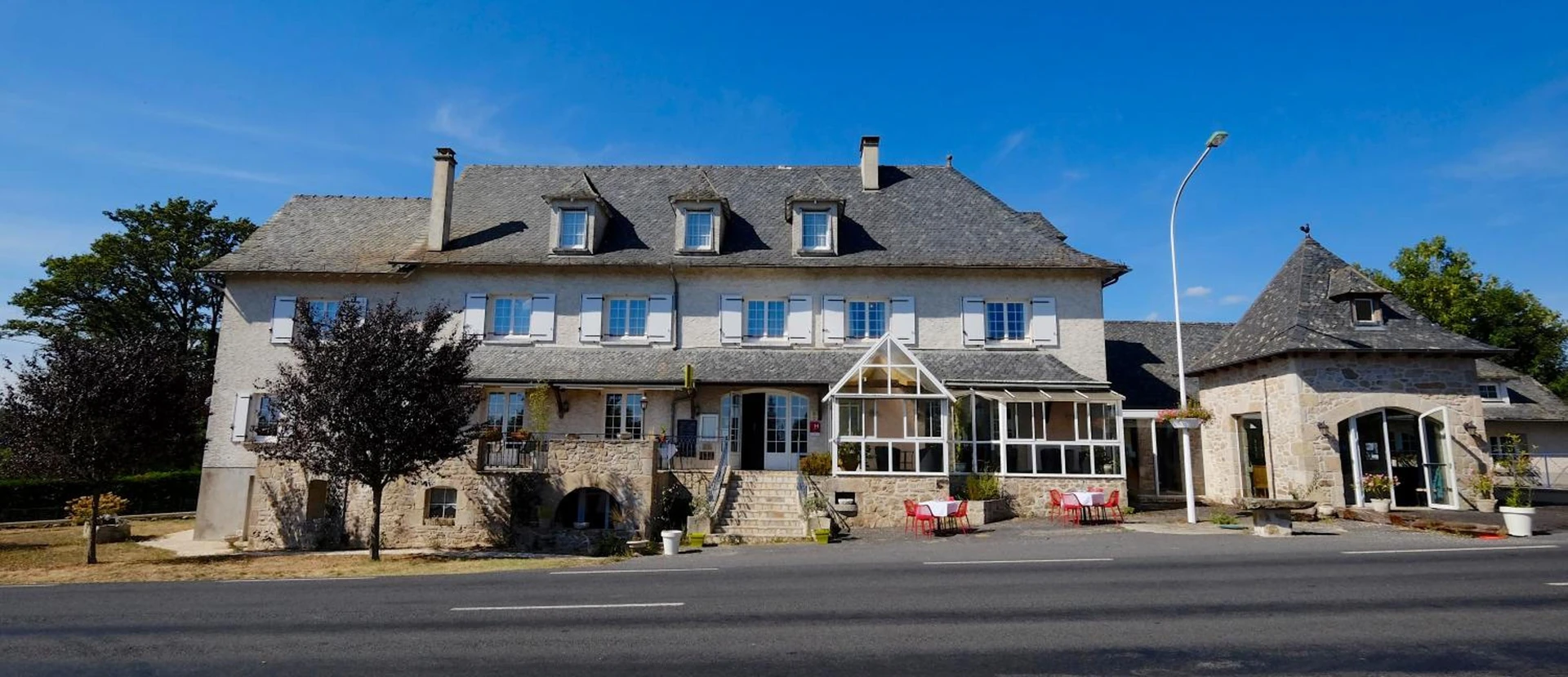 Salle de séminaire à Logis Hotel Le Relais du Teulet - Organiser un événement professionnel à Goulles