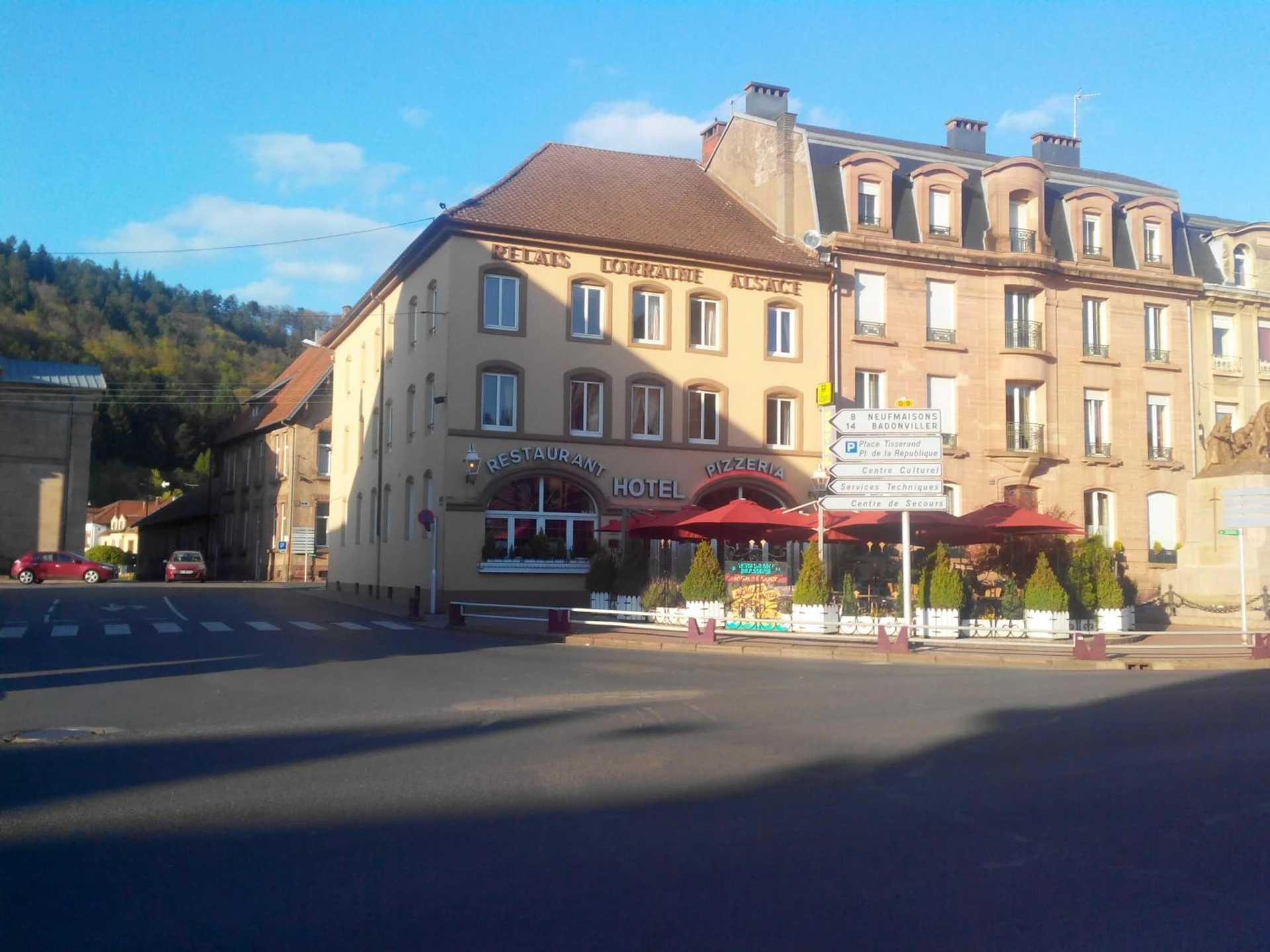 Chambre à Relais Lorraine Alsace Pere & Fils - Organiser un séminaire d'entreprise à Raon-lʼÉtape