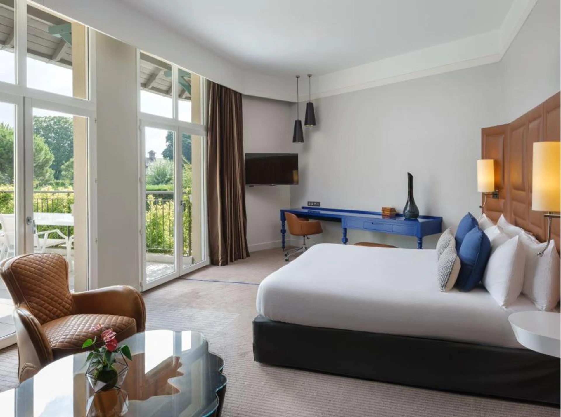 Chambre disponible pour un séminaire d'entreprise à Renaissance Paris Hippodrome de St. Cloud Hotel - Rueil-Malmaison