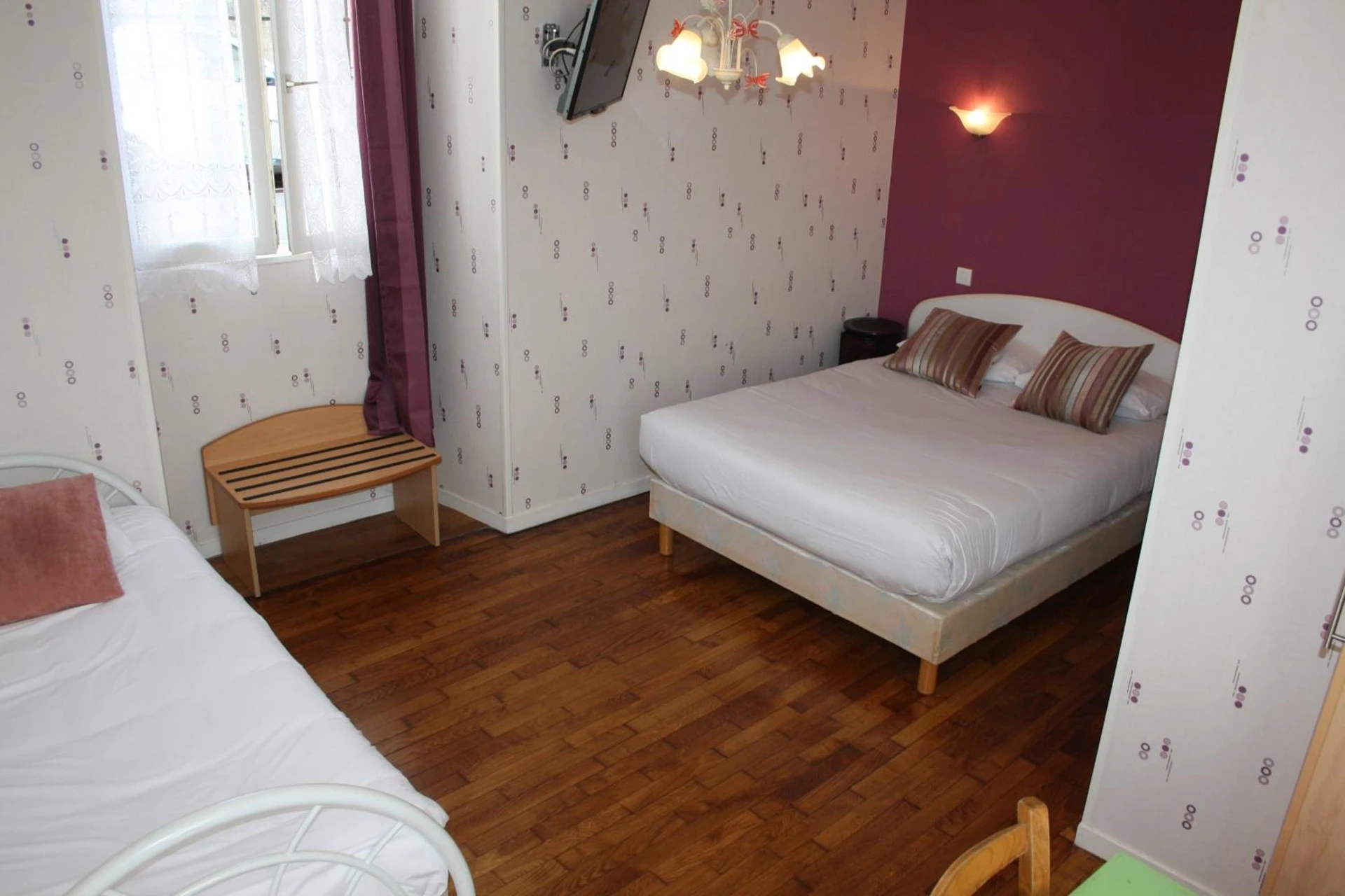 Chambre disponible pour un séminaire d'entreprise à Hôtel République - Dijon