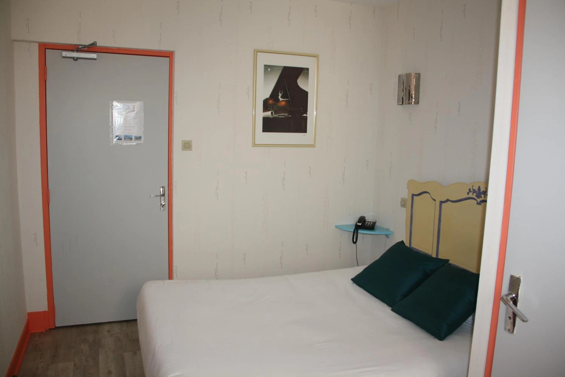 Magnifique chambre pour un séminaire d'entreprise à Hôtel République - Dijon