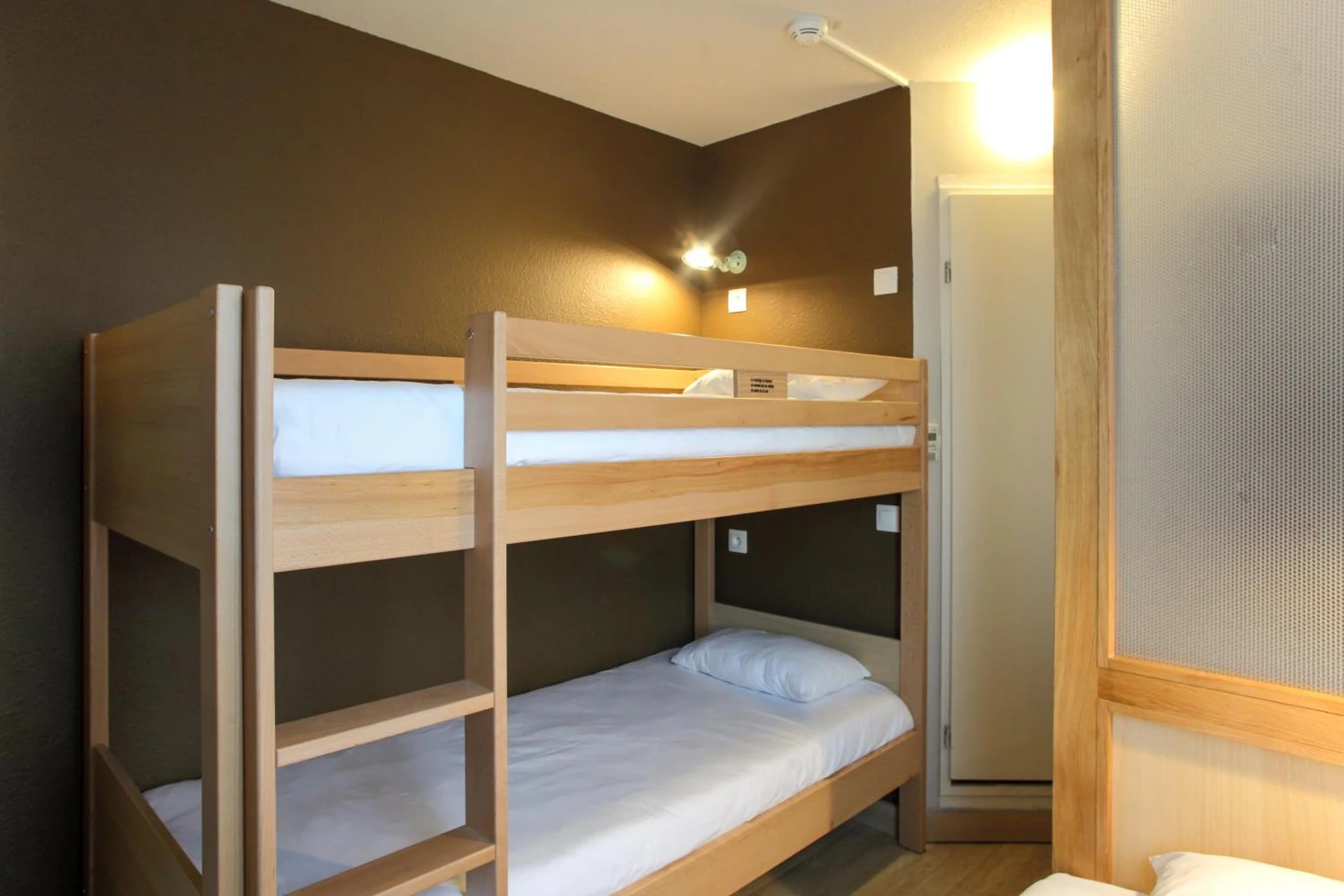 Chambre disponible pour un séminaire d'entreprise à Hotel Reseda - Bagnolet