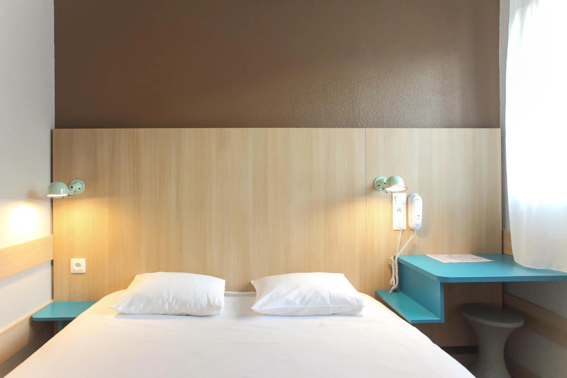 Magnifique chambre pour un séminaire d'entreprise à Hotel Reseda - Bagnolet