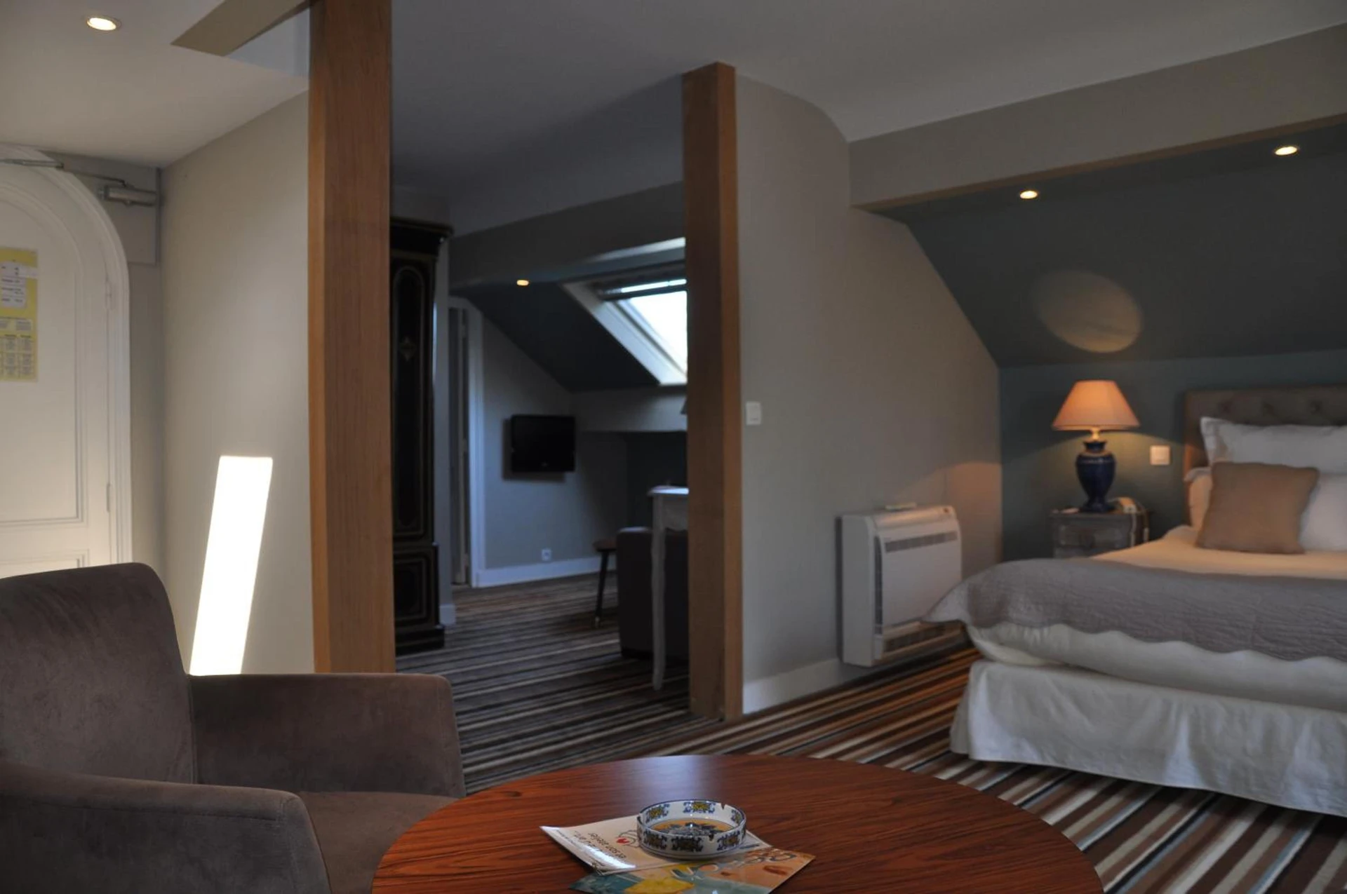 Chambre disponible pour un séminaire d'entreprise à Hôtel The Originals Résidence de Rohan (EX RELAIS DU SILENCE) - Vaux-sur-Mer