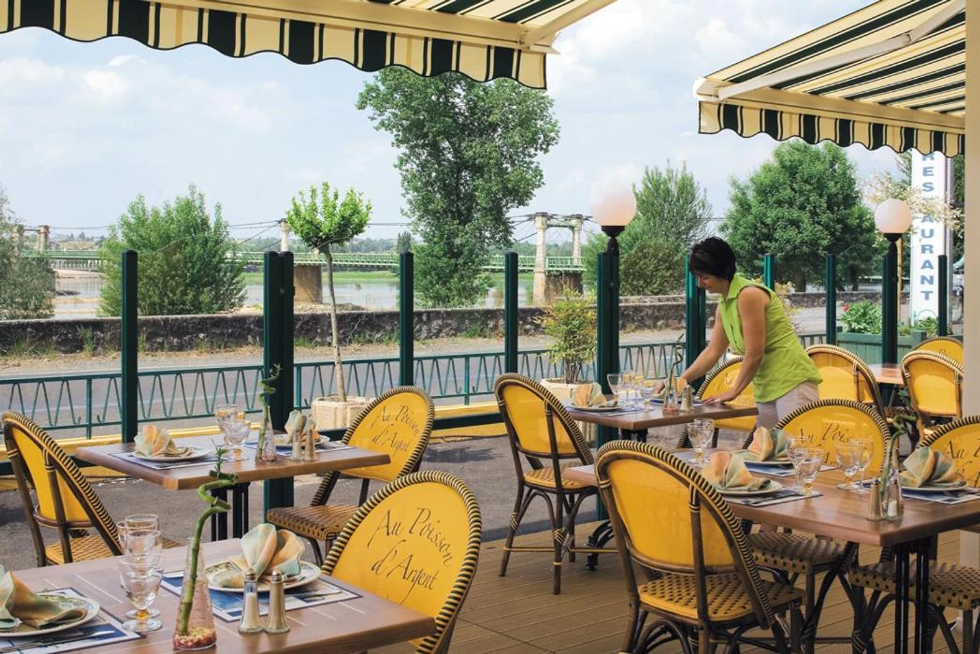 Salle de séminaire à Logis Hotels - Au Poisson d'Argent - Hôtel 3 étoiles et restaurant - Organiser un événement professionnel à Le Mesnil-en-Vallée