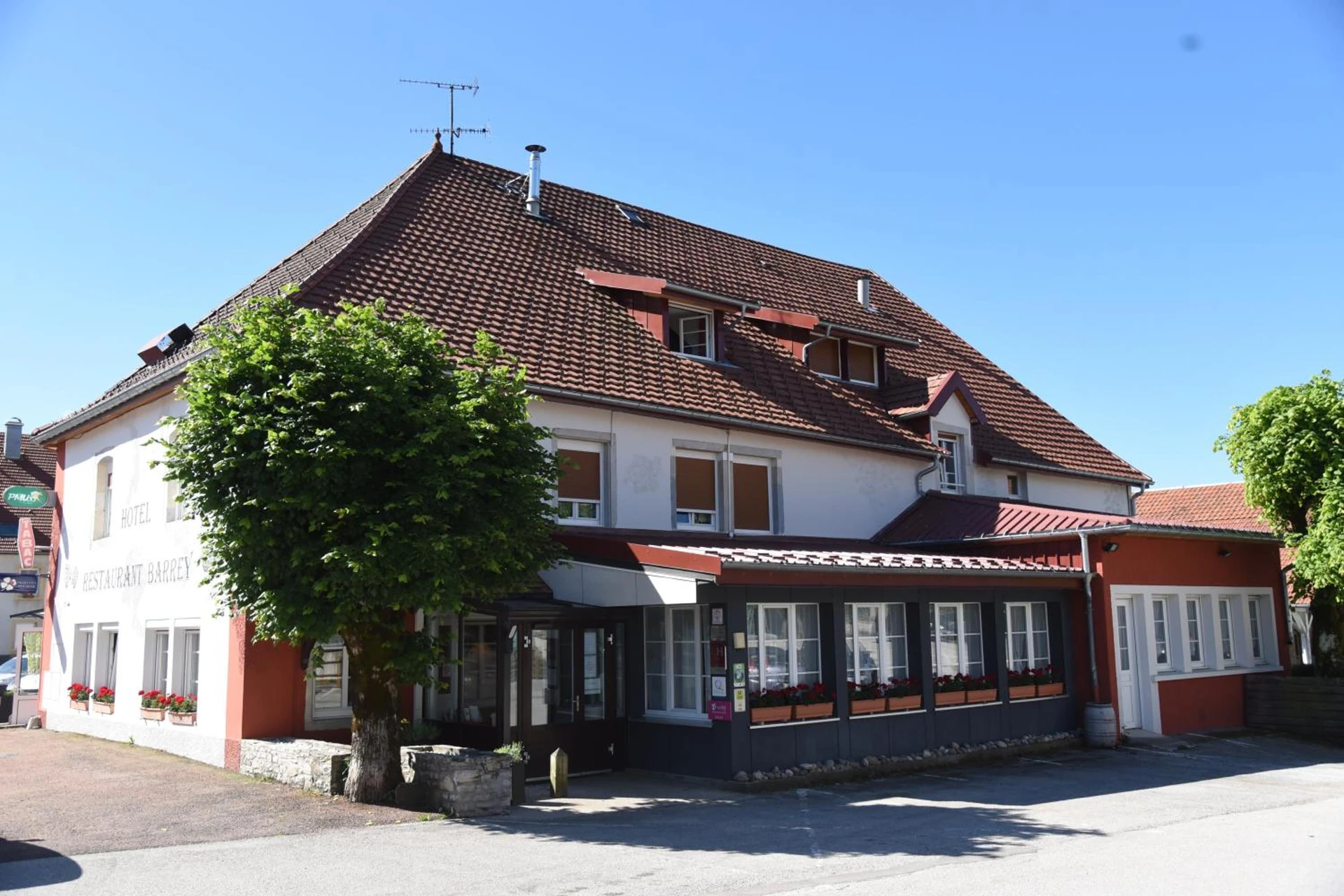 Lieu convivial pour un séminaire d'entreprise à Logis Hôtel Restaurant Barrey - Orchamps-Vennes - En savoir plus 