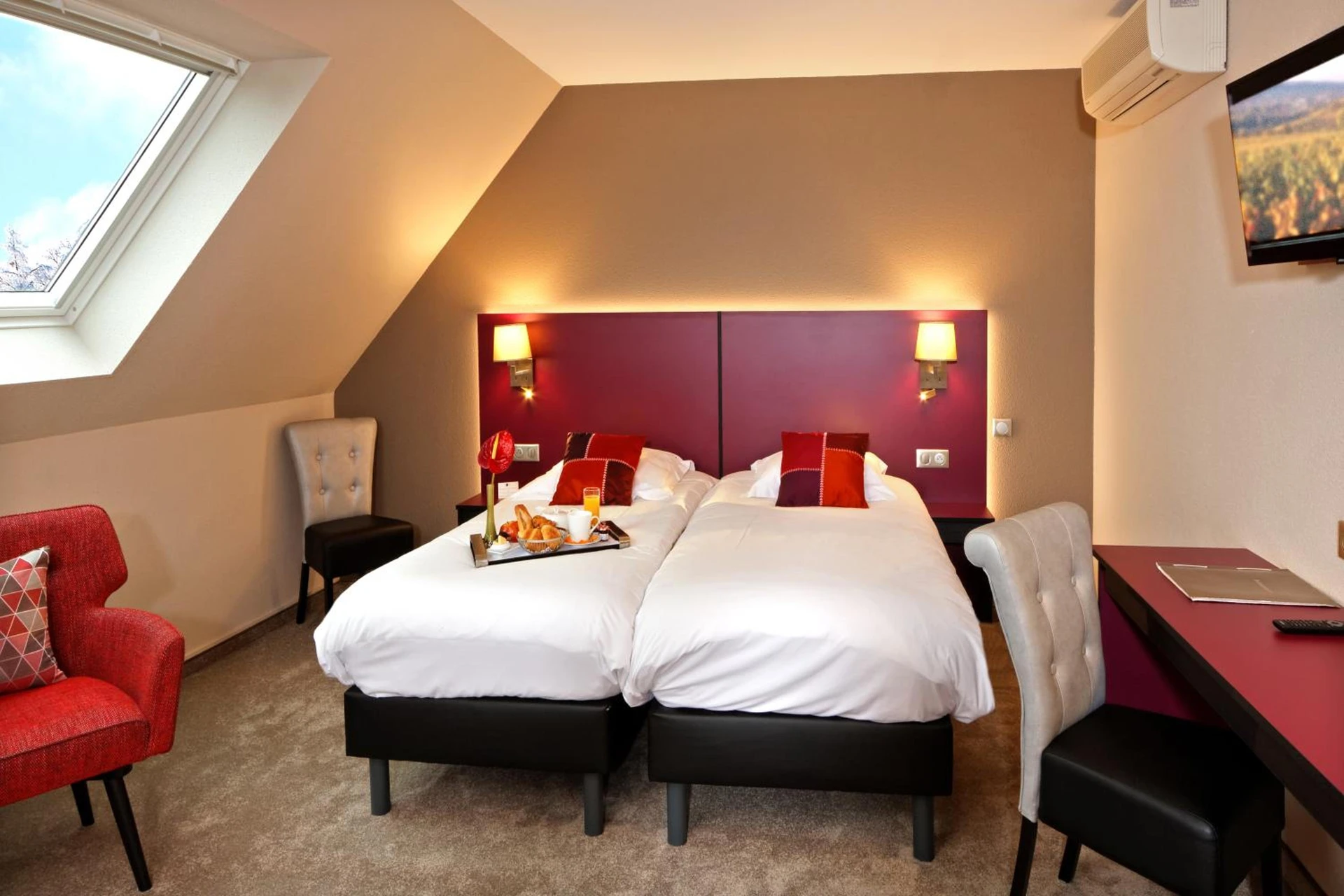 Chambre disponible pour un séminaire d'entreprise à Hotel Restaurant Crystal - Erstein