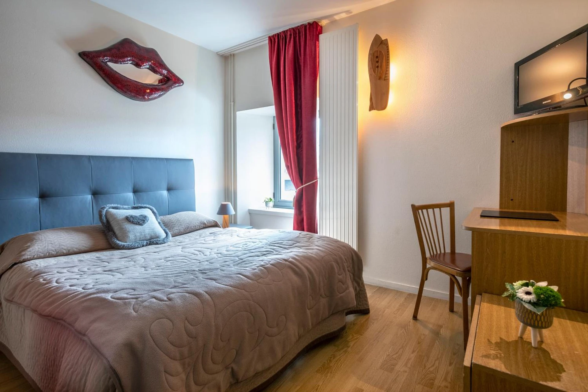 Chambre disponible pour un séminaire d'entreprise à Hôtel Restaurant de la Poste et La Grange Détente, espace bien-être - Châteauneuf-de-Randon