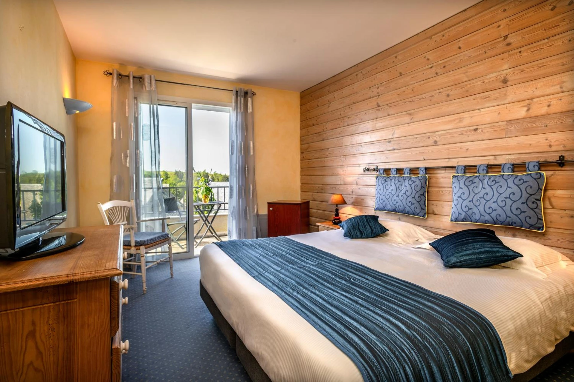 Chambre disponible pour un séminaire d'entreprise à Logis Hôtel Restaurant Gilles Moreau Laguiole - Laguiole