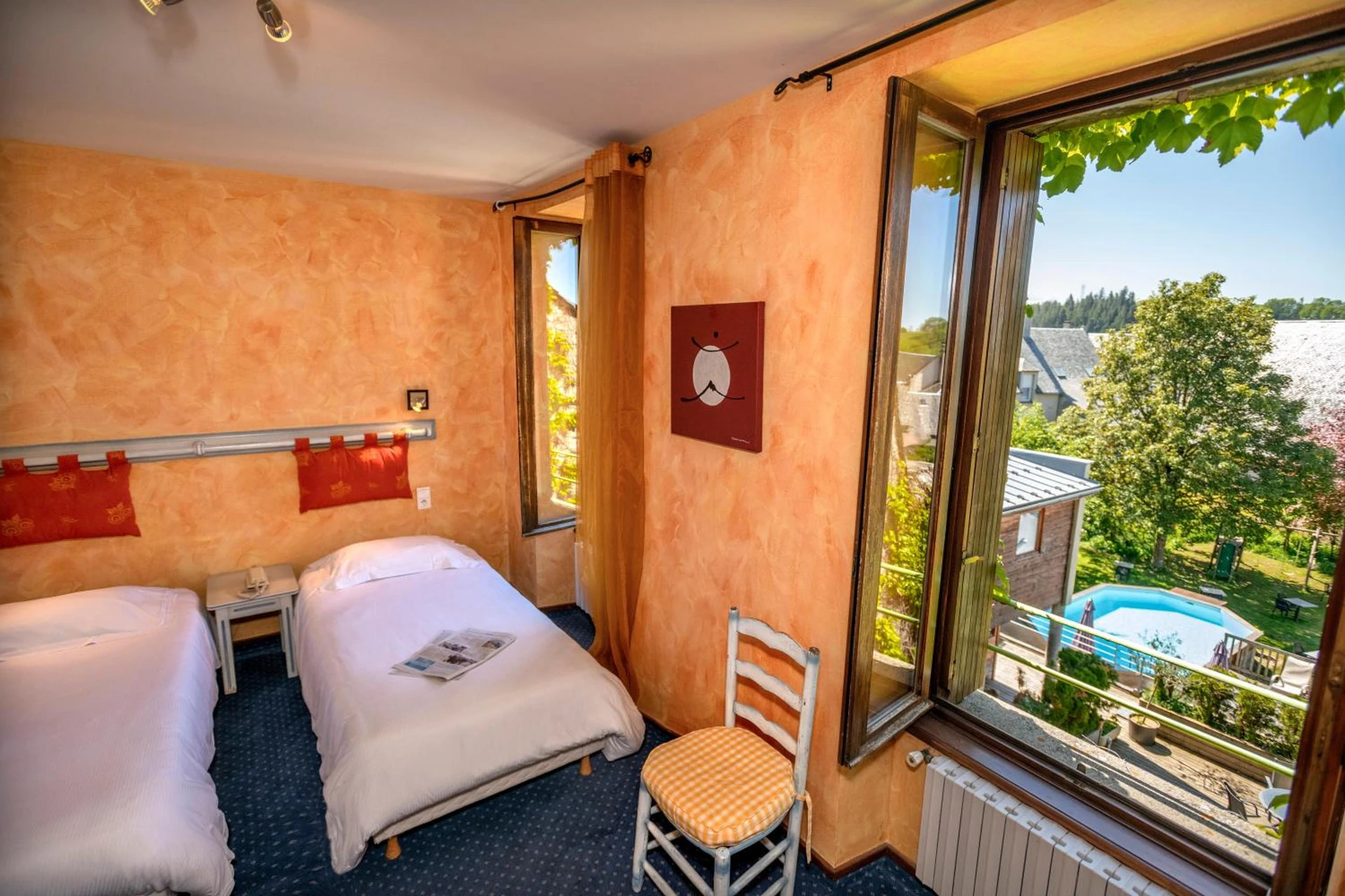 Magnifique chambre pour un séminaire d'entreprise à Logis Hôtel Restaurant Gilles Moreau Laguiole - Laguiole