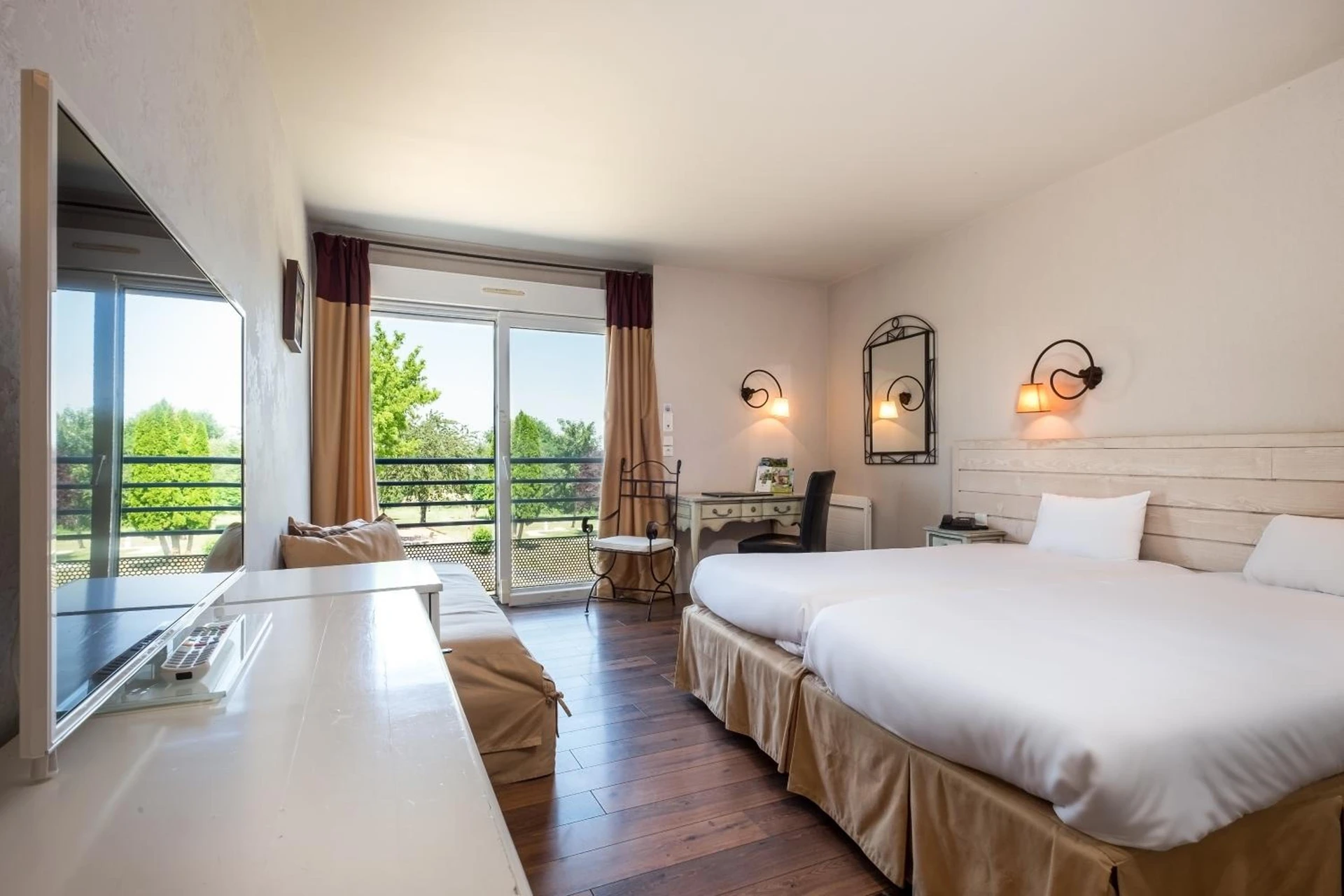 Organiser un séminaire d'entreprise : L'Ermitage Hotel & Restaurant à saulges