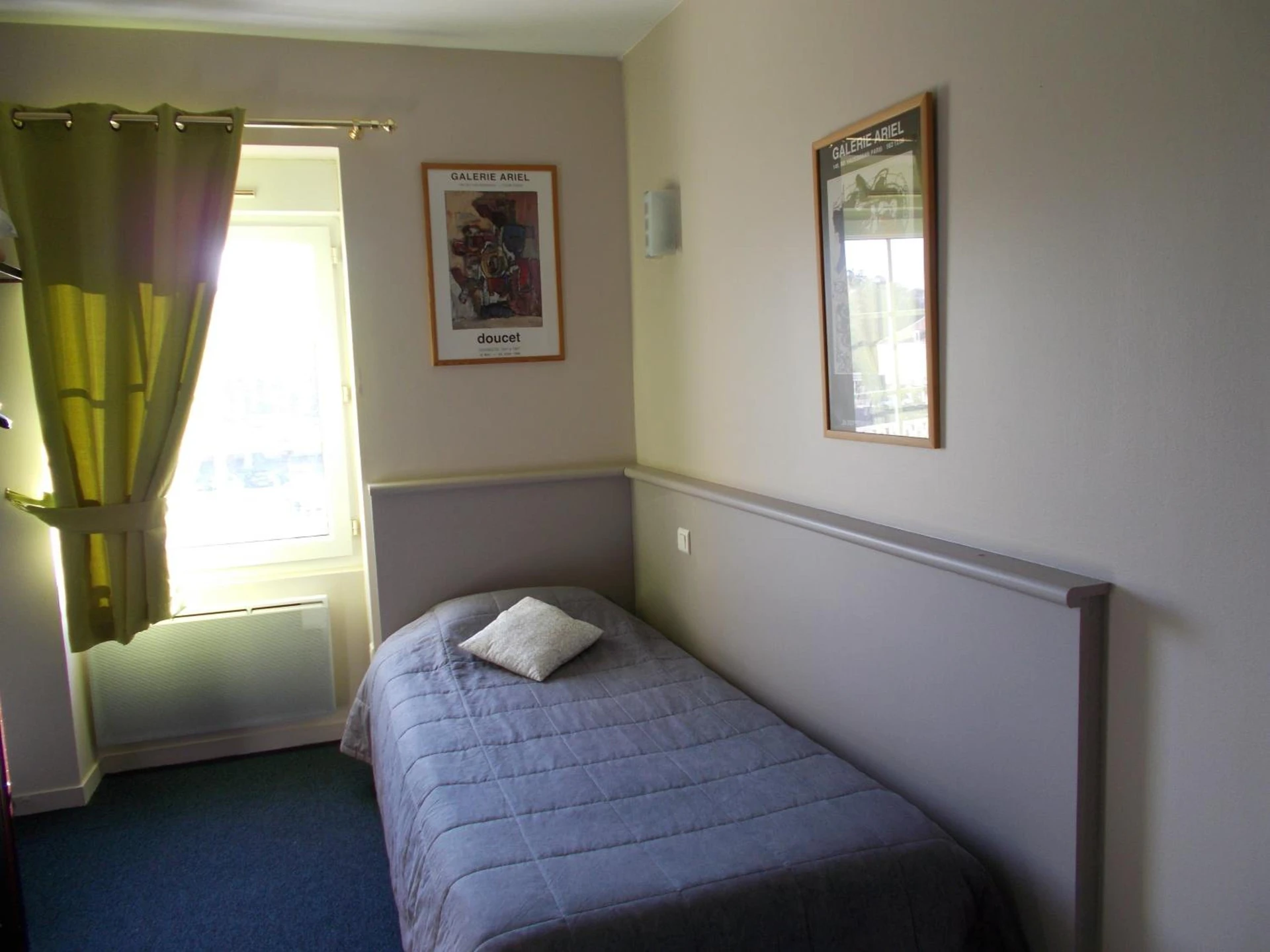 Chambre disponible pour un séminaire d'entreprise à Hôtel Restaurant La Belle Epoque - Le Creusot