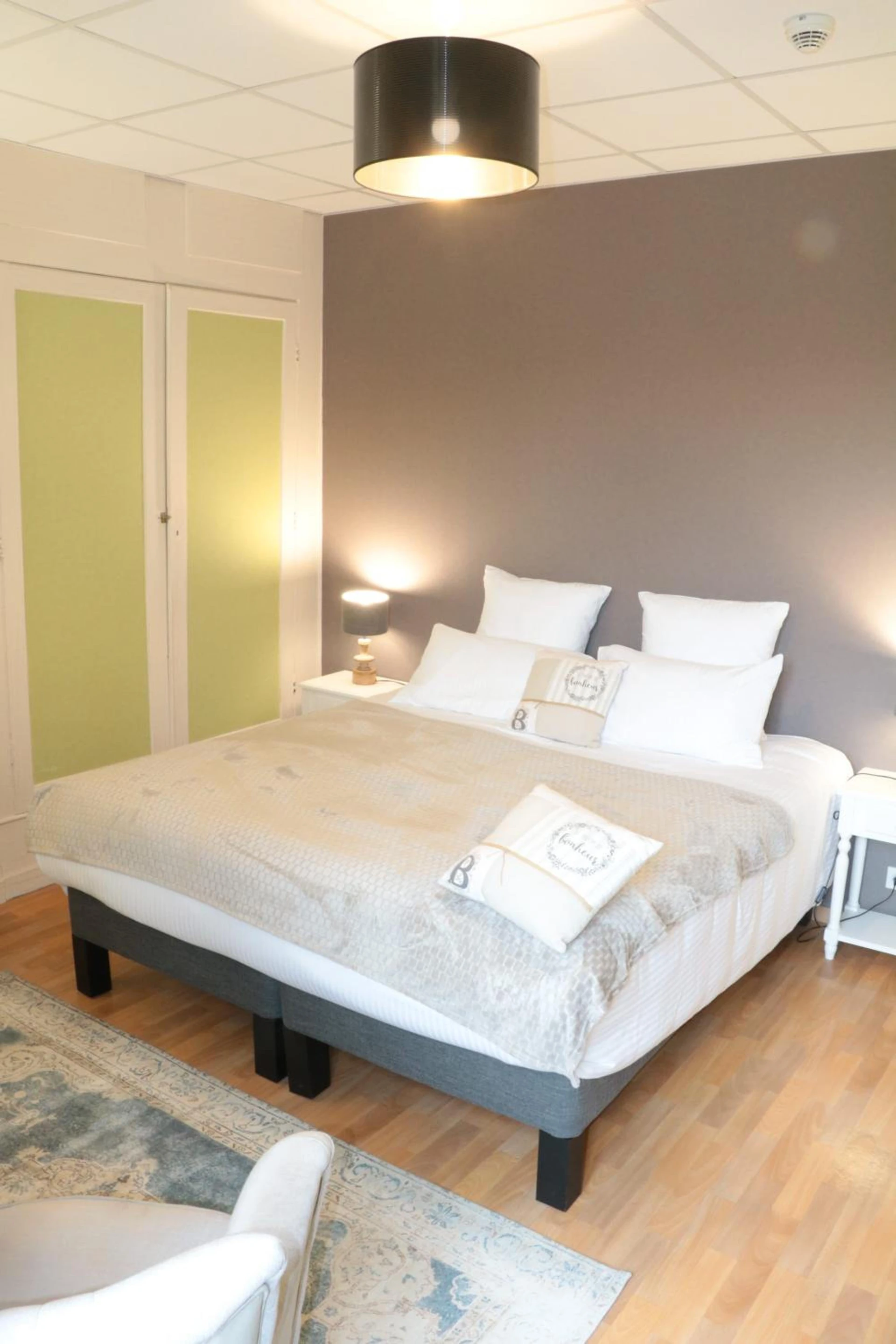 Chambre disponible pour un séminaire d'entreprise à Logis Hôtel Restaurant La Brasserie - Treignac