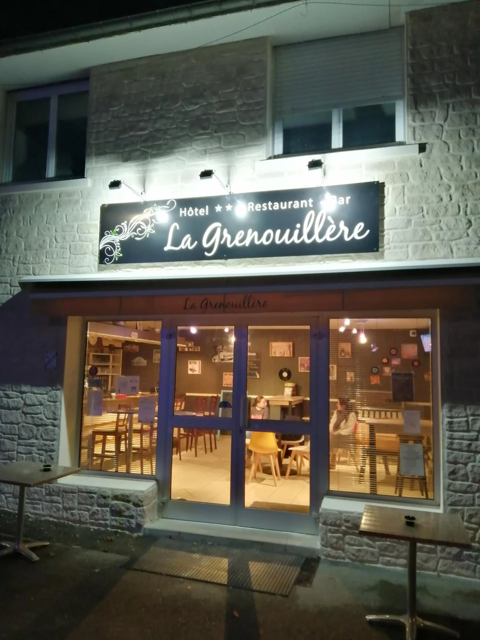 Salle de séminaire à Hotel Restaurant La Grenouillère - Organiser un événement professionnel à Vitré