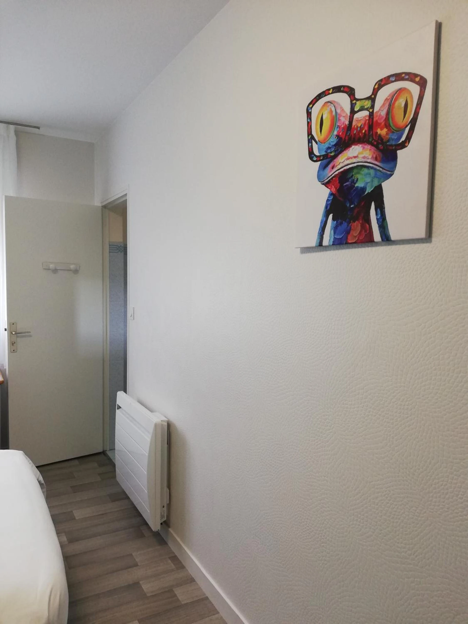Chambre disponible pour un séminaire d'entreprise à Hotel Restaurant La Grenouillère - Vitré