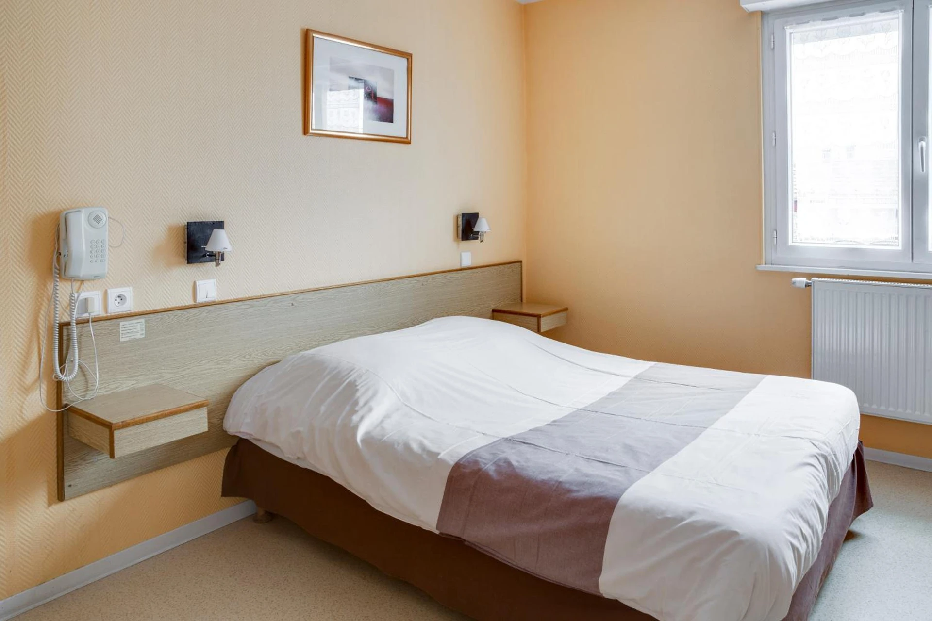 Chambre disponible pour un séminaire d'entreprise à Hotel Restaurant De La Poste Mulhouse Ottmarsheim - Bantzenheim