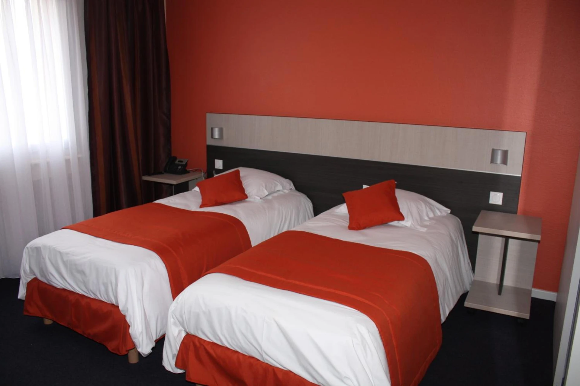 Chambre disponible pour un séminaire d'entreprise à Logis Hôtel- Restaurant La Renaissance - Baccarat
