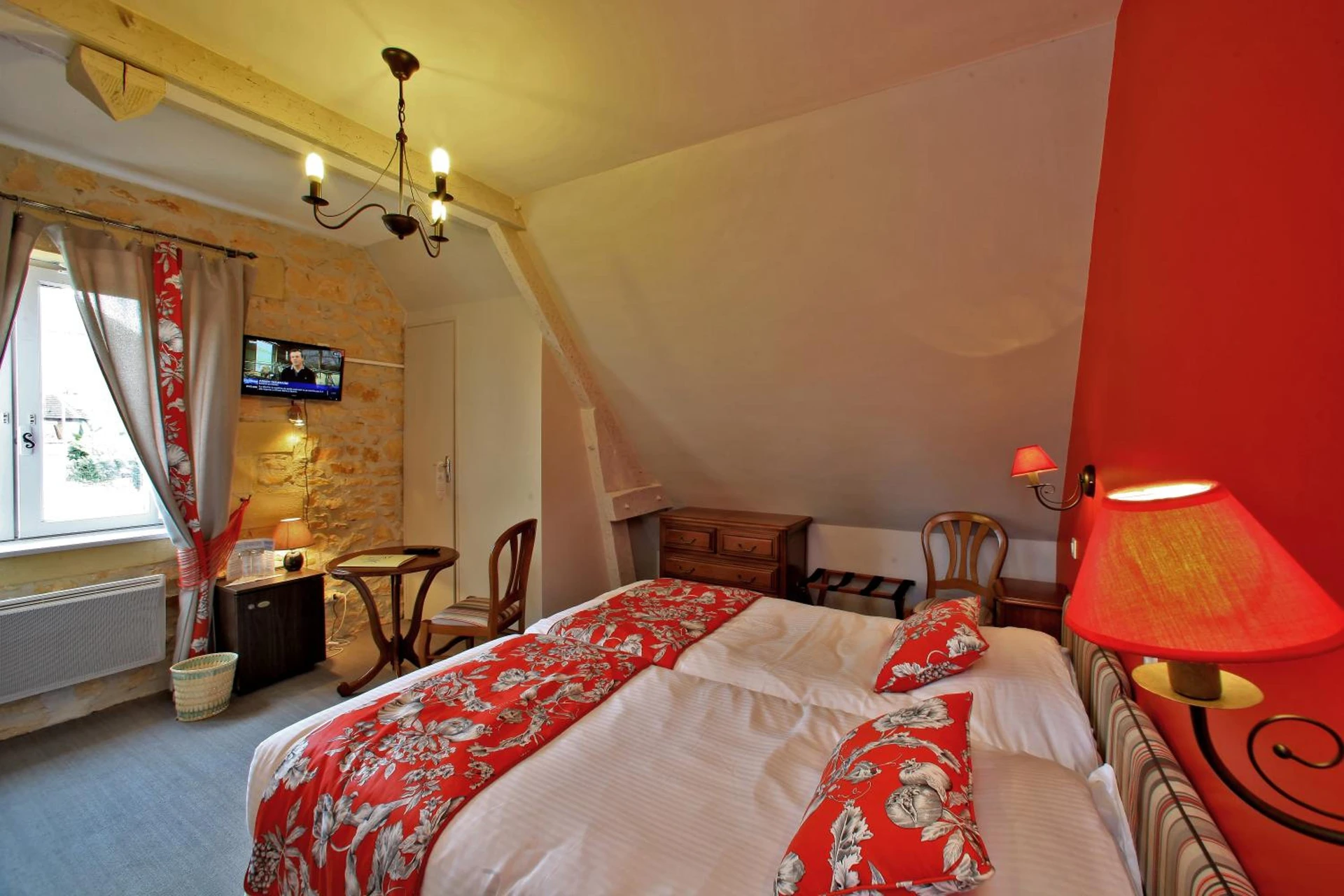 Chambre disponible pour un séminaire d'entreprise à Hotel Restaurant Laborderie - Tamniès