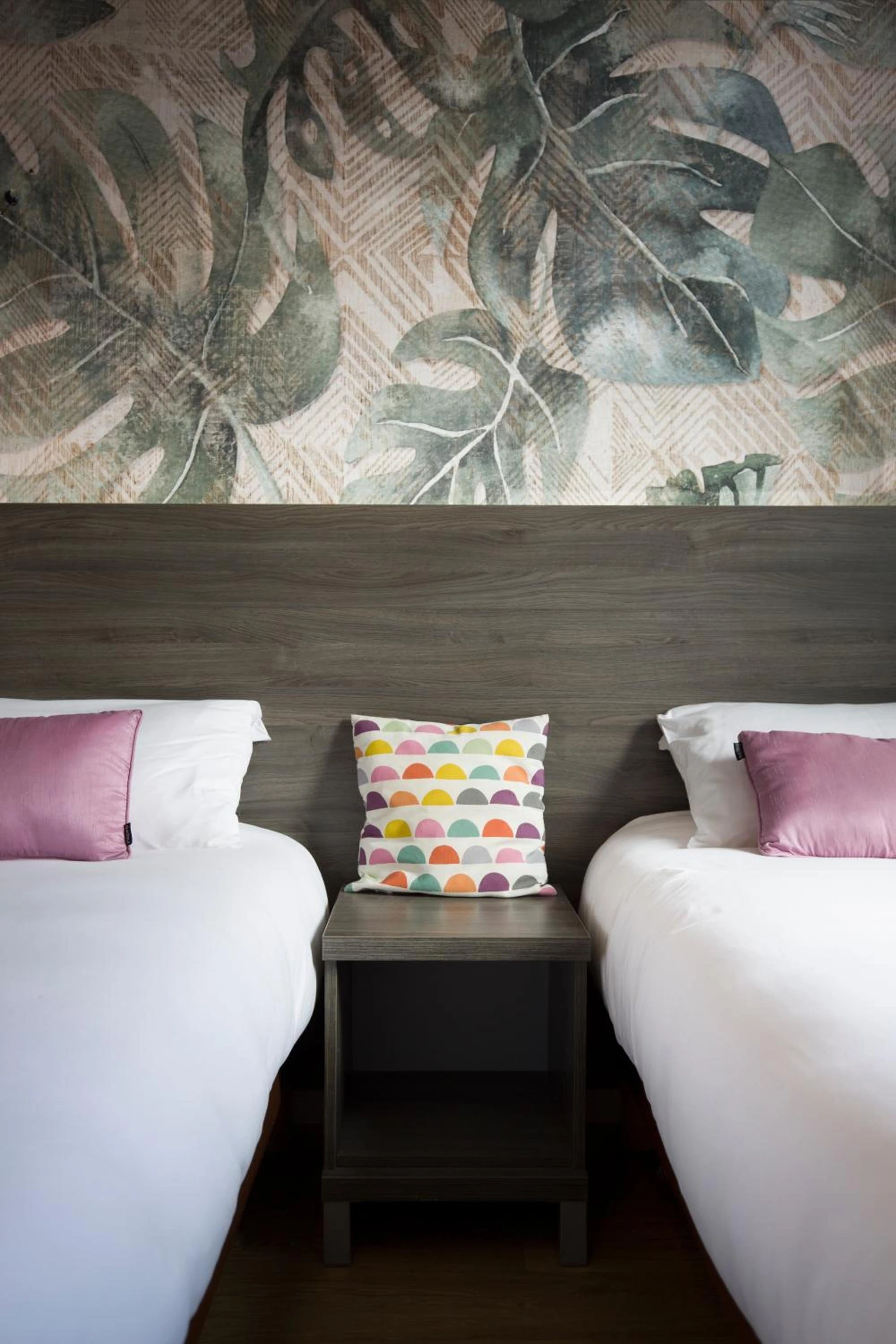 Chambre disponible pour un séminaire d'entreprise à LOGIS HOTEL & RESTAURANT Le CARNOT - Die