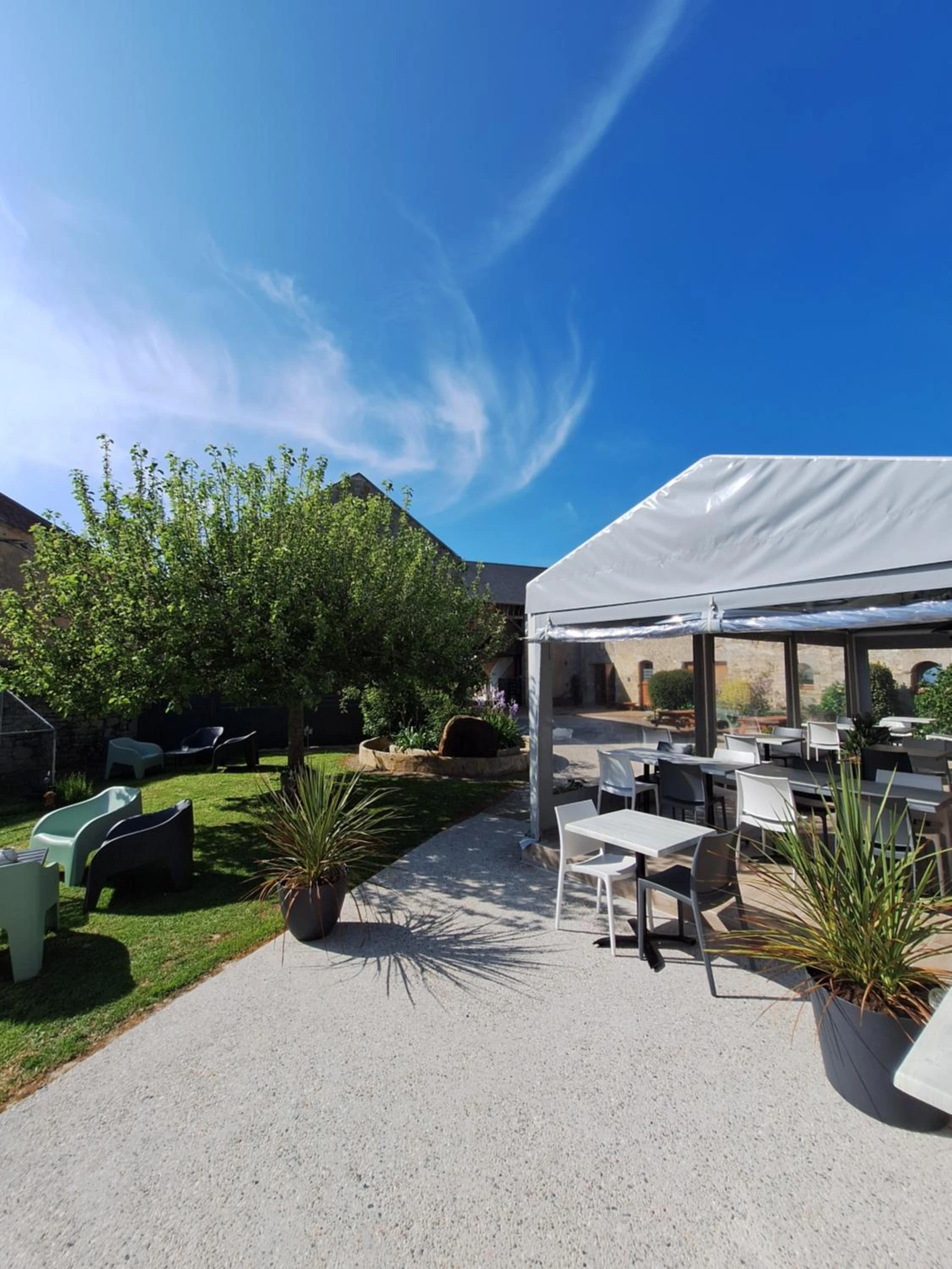 Organiser un séminaire d'entreprise : Hôtel Restaurant le clos de l 'Ancien Pressoir à commes