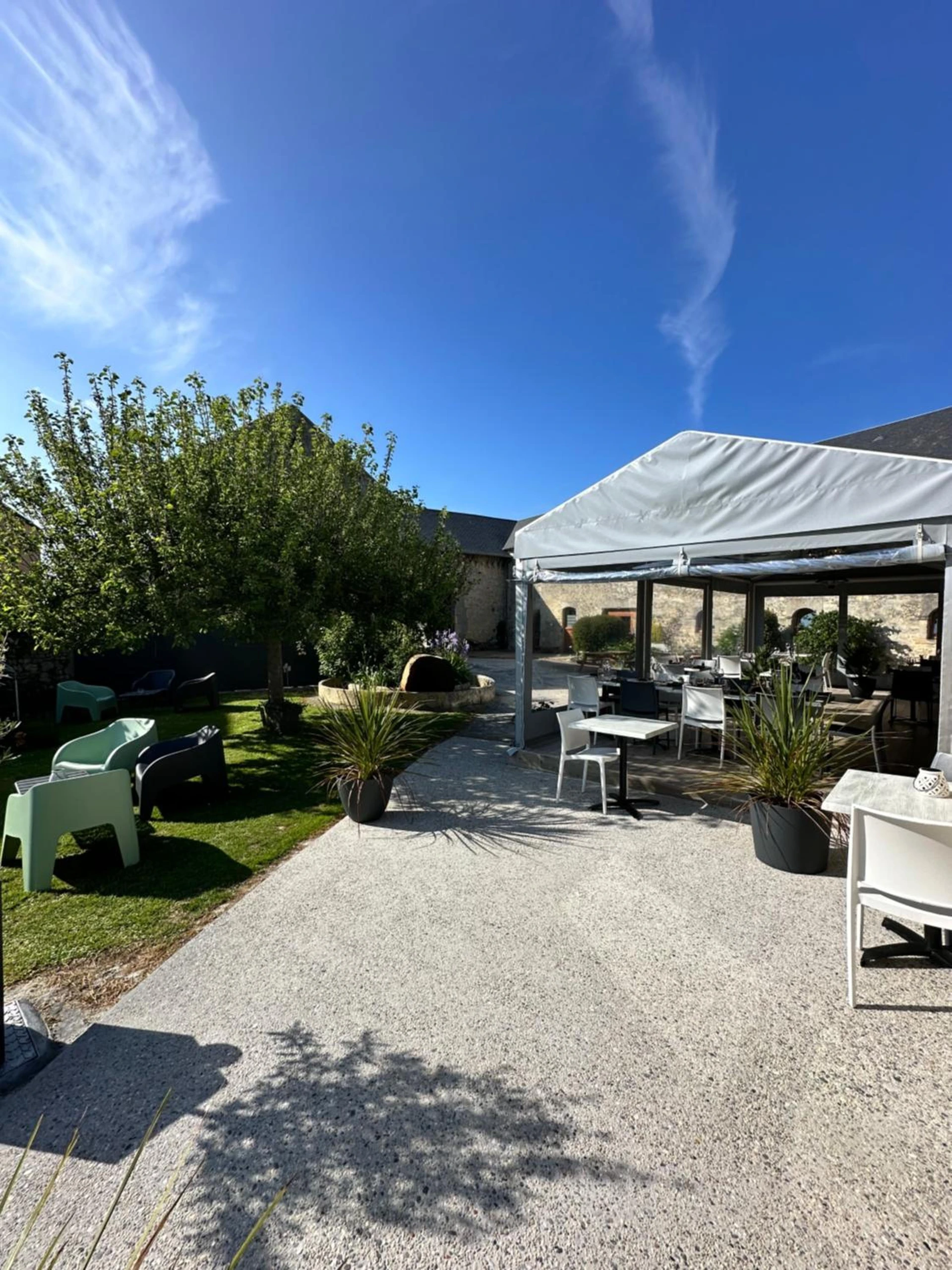 Organiser un séminaire d'entreprise : Hôtel Restaurant le clos de l 'Ancien Pressoir à commes