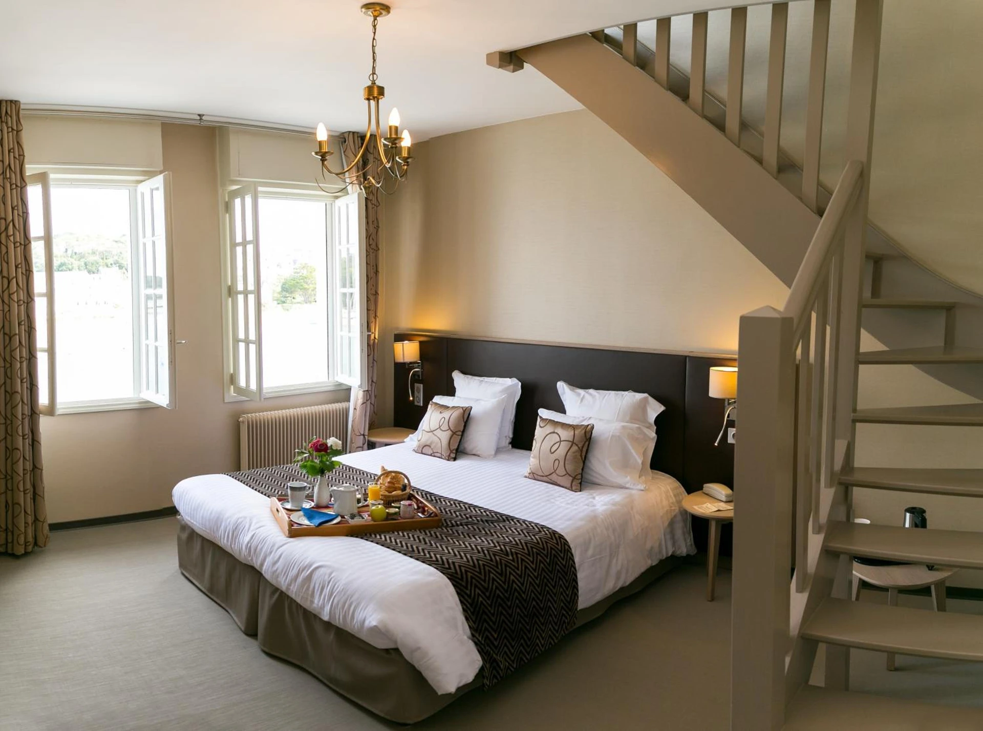 Chambre disponible pour un séminaire d'entreprise à Logis hôtel restaurant Le Goyen - Audierne