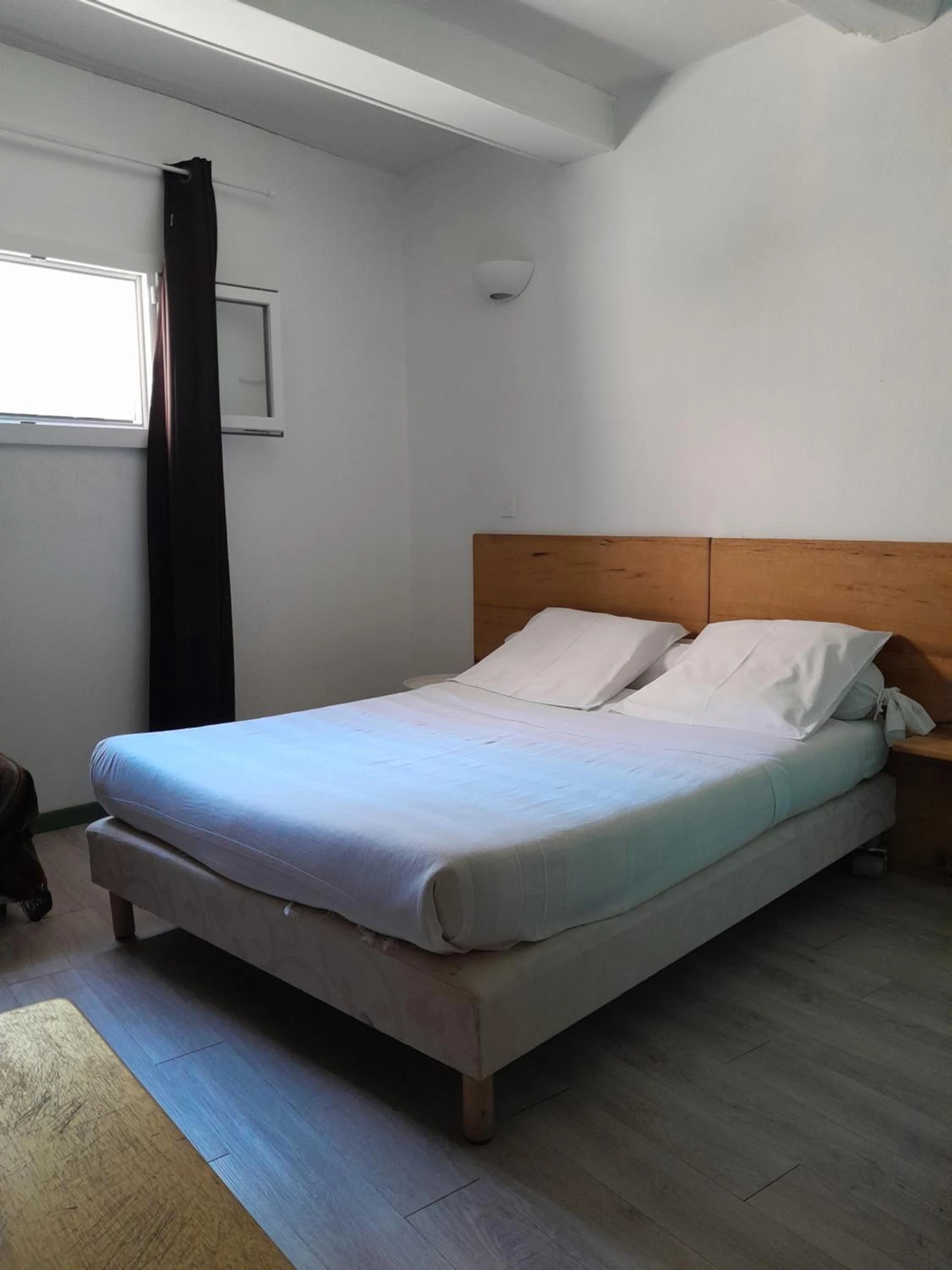 Chambre disponible pour un séminaire d'entreprise à Hôtel-restaurant le Palais - Apt