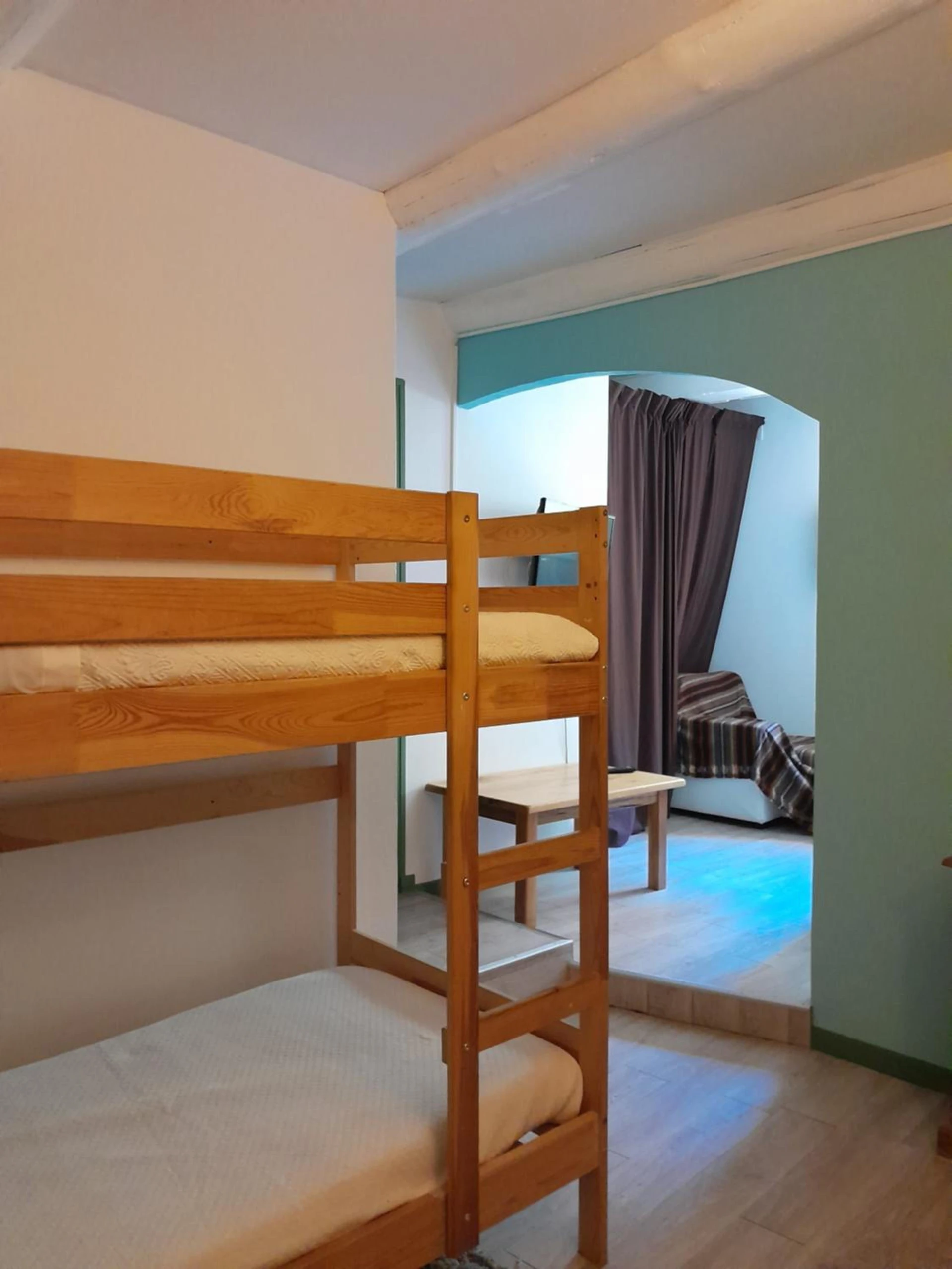 Chambre disponible pour un séminaire d'entreprise à Hôtel-restaurant le Palais - Apt
